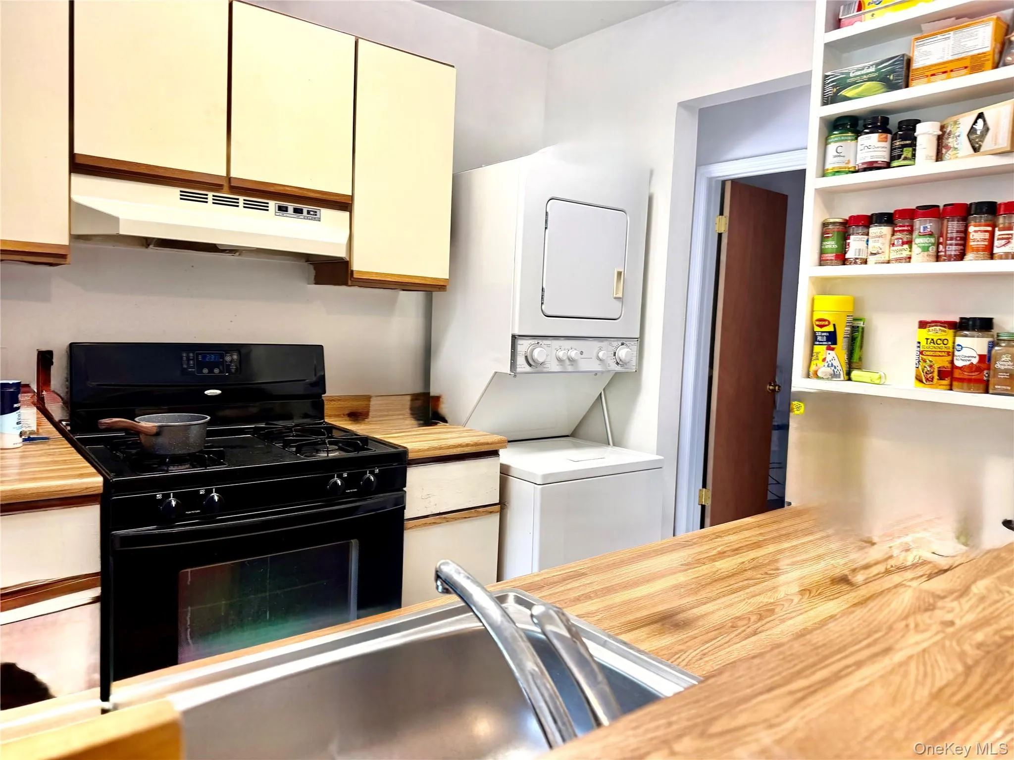 276 Temple Hill Road, New Windsor, NY, 1 Bedroom Bedrooms, 4 Rooms Rooms,1 BathroomBathrooms,Residential Lease,For Rent,Temple Hill,0,1003364 276 Temple Hill Road, New Windsor, NY, 1 Bedroom Bedrooms, 4 Rooms Rooms,1 BathroomBathrooms,Residential Lease,For Rent,Temple Hill,0,1003364