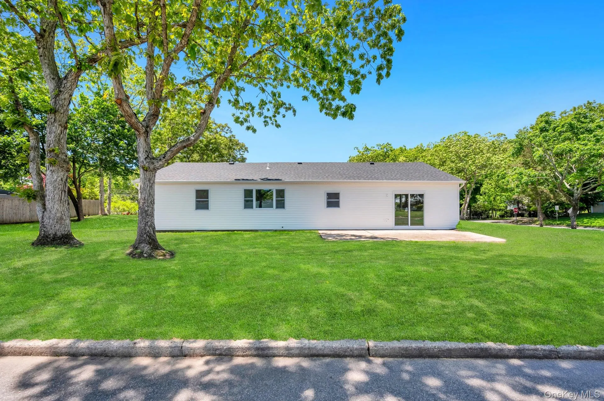 413 Bicycle Path, Brookhaven, NY, 4 Bedrooms Bedrooms, 8 Rooms Rooms,2 BathroomsBathrooms,Residential,For Rent,Bicycle,0,1003369 413 Bicycle Path, Brookhaven, NY, 4 Bedrooms Bedrooms, 8 Rooms Rooms,2 BathroomsBathrooms,Residential,For Rent,Bicycle,0,1003369
