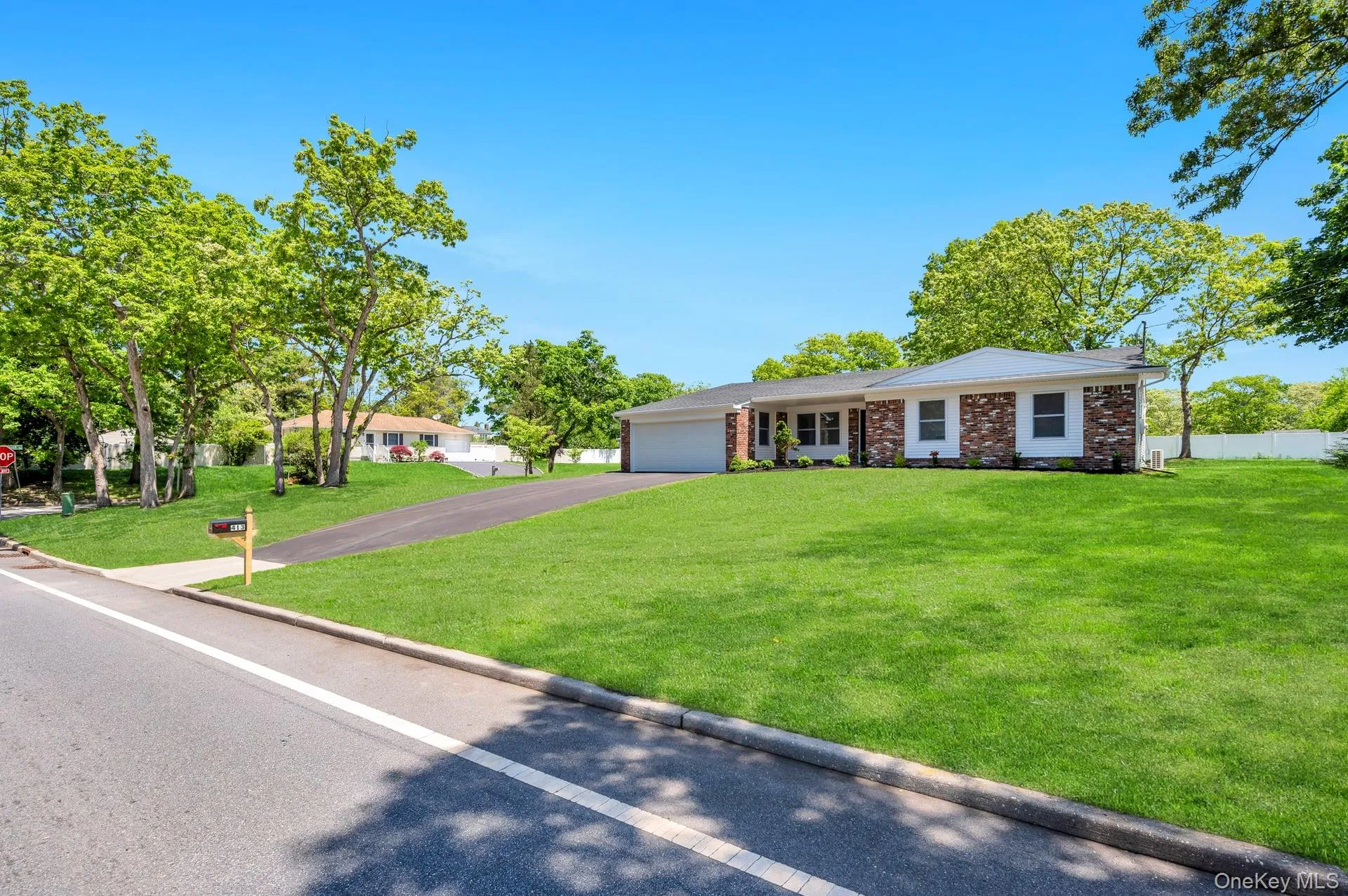 413 Bicycle Path, Brookhaven, NY, 4 Bedrooms Bedrooms, 8 Rooms Rooms,2 BathroomsBathrooms,Residential,For Rent,Bicycle,0,1003369 413 Bicycle Path, Brookhaven, NY, 4 Bedrooms Bedrooms, 8 Rooms Rooms,2 BathroomsBathrooms,Residential,For Rent,Bicycle,0,1003369