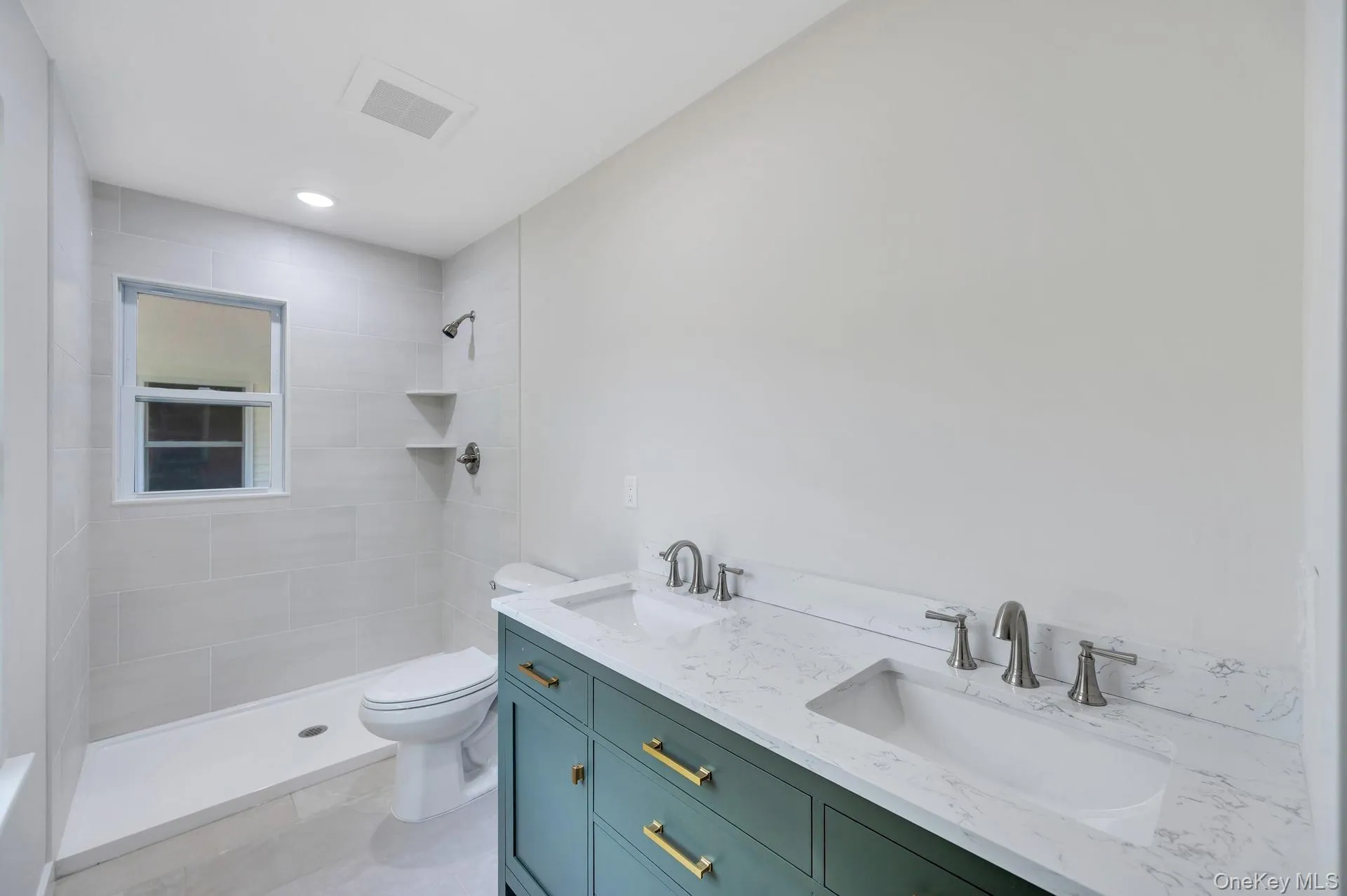 413 Bicycle Path, Brookhaven, NY, 4 Bedrooms Bedrooms, 8 Rooms Rooms,2 BathroomsBathrooms,Residential,For Rent,Bicycle,0,1003369 413 Bicycle Path, Brookhaven, NY, 4 Bedrooms Bedrooms, 8 Rooms Rooms,2 BathroomsBathrooms,Residential,For Rent,Bicycle,0,1003369