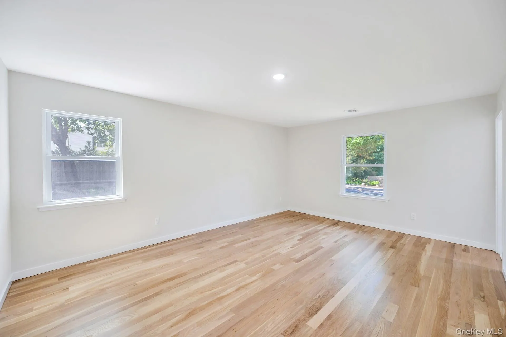 413 Bicycle Path, Brookhaven, NY, 4 Bedrooms Bedrooms, 8 Rooms Rooms,2 BathroomsBathrooms,Residential,For Rent,Bicycle,0,1003369 413 Bicycle Path, Brookhaven, NY, 4 Bedrooms Bedrooms, 8 Rooms Rooms,2 BathroomsBathrooms,Residential,For Rent,Bicycle,0,1003369
