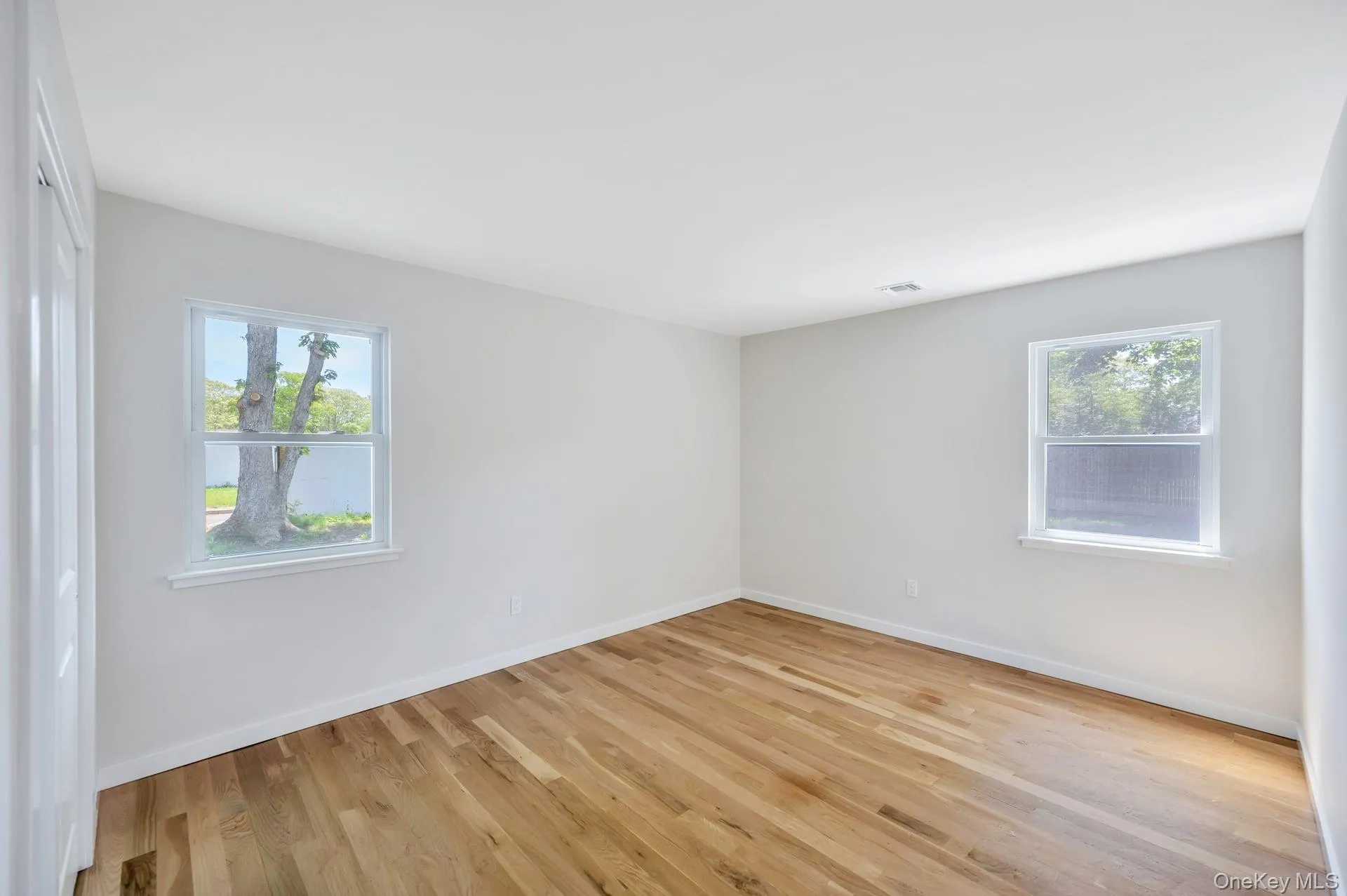 413 Bicycle Path, Brookhaven, NY, 4 Bedrooms Bedrooms, 8 Rooms Rooms,2 BathroomsBathrooms,Residential,For Rent,Bicycle,0,1003369 413 Bicycle Path, Brookhaven, NY, 4 Bedrooms Bedrooms, 8 Rooms Rooms,2 BathroomsBathrooms,Residential,For Rent,Bicycle,0,1003369