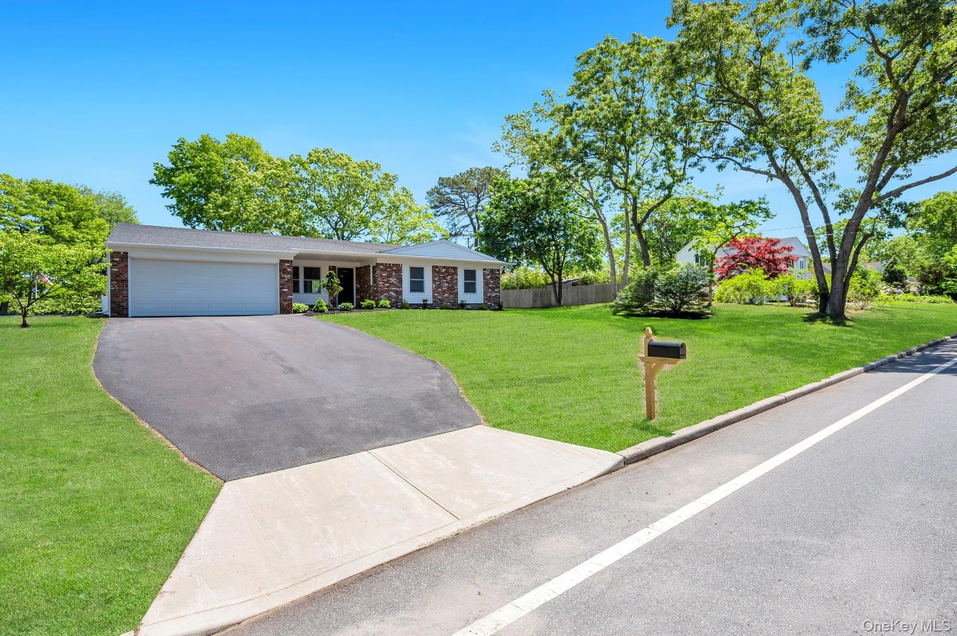 413 Bicycle Path, Brookhaven, NY, 4 Bedrooms Bedrooms, 8 Rooms Rooms,2 BathroomsBathrooms,Residential,For Rent,Bicycle,0,1003369 413 Bicycle Path, Brookhaven, NY, 4 Bedrooms Bedrooms, 8 Rooms Rooms,2 BathroomsBathrooms,Residential,For Rent,Bicycle,0,1003369