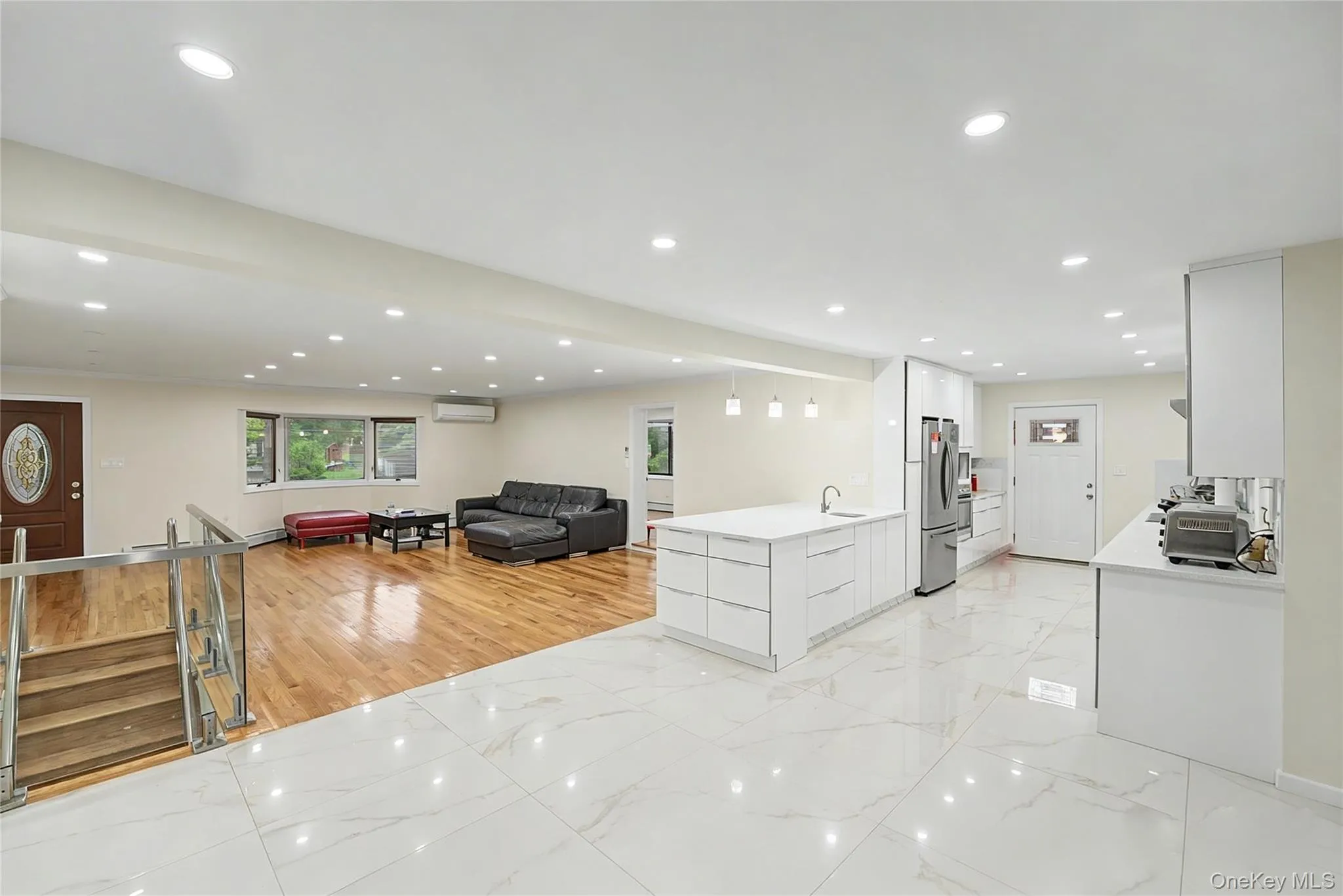 5 Bellingham Lane, North Hempstead, NY, 6 Bedrooms Bedrooms, 12 Rooms Rooms,4 BathroomsBathrooms,Residential,For Rent,Bellingham,0,1003370 5 Bellingham Lane, North Hempstead, NY, 6 Bedrooms Bedrooms, 12 Rooms Rooms,4 BathroomsBathrooms,Residential,For Rent,Bellingham,0,1003370