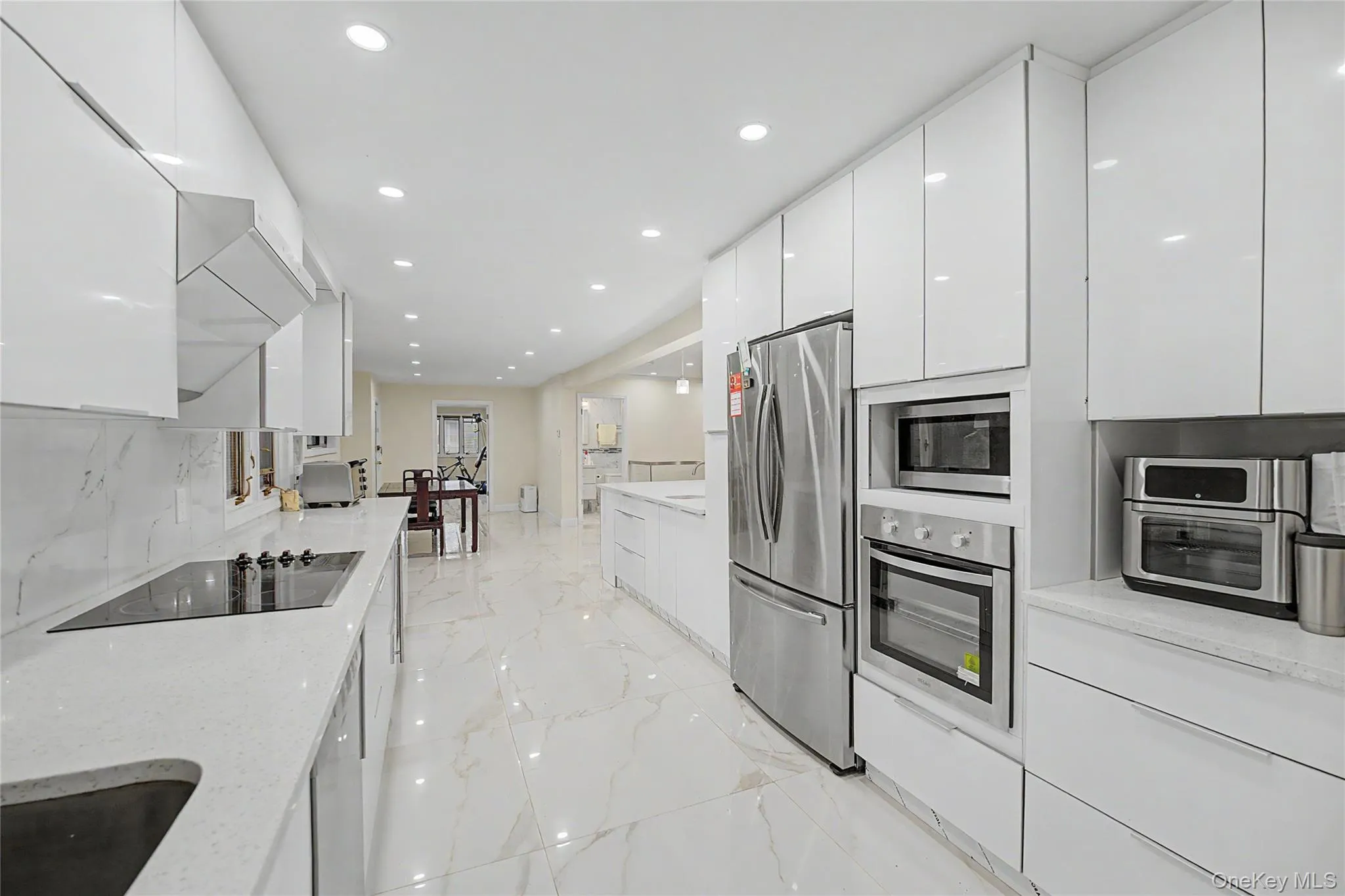5 Bellingham Lane, North Hempstead, NY, 6 Bedrooms Bedrooms, 12 Rooms Rooms,4 BathroomsBathrooms,Residential,For Rent,Bellingham,0,1003370 5 Bellingham Lane, North Hempstead, NY, 6 Bedrooms Bedrooms, 12 Rooms Rooms,4 BathroomsBathrooms,Residential,For Rent,Bellingham,0,1003370