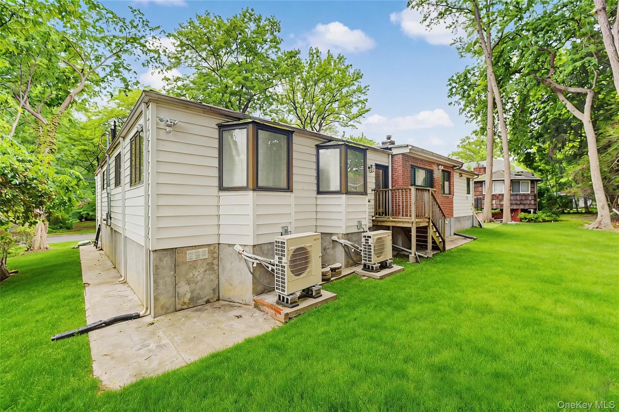 5 Bellingham Lane, North Hempstead, NY, 6 Bedrooms Bedrooms, 12 Rooms Rooms,4 BathroomsBathrooms,Residential,For Rent,Bellingham,0,1003370 5 Bellingham Lane, North Hempstead, NY, 6 Bedrooms Bedrooms, 12 Rooms Rooms,4 BathroomsBathrooms,Residential,For Rent,Bellingham,0,1003370