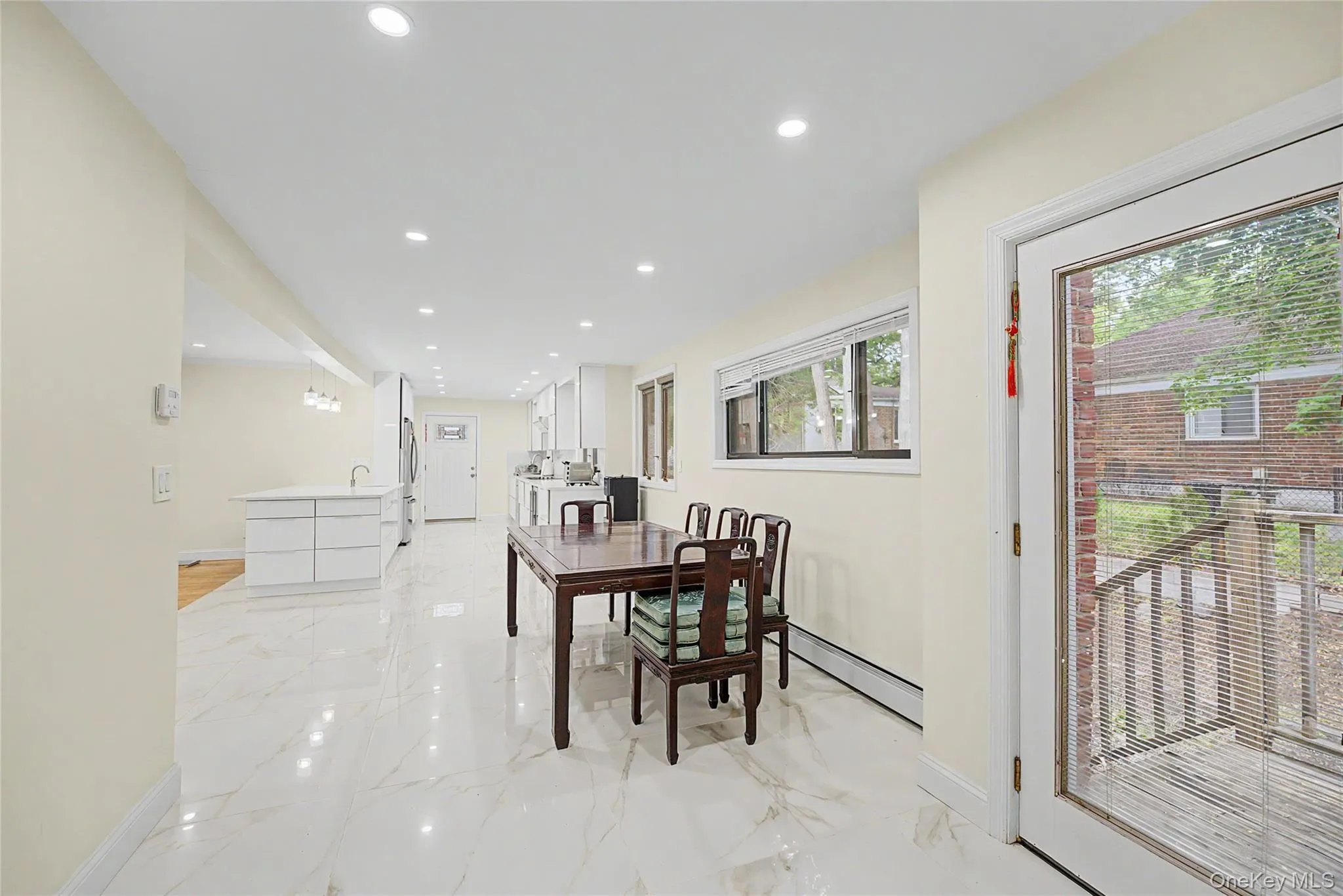 5 Bellingham Lane, North Hempstead, NY, 6 Bedrooms Bedrooms, 12 Rooms Rooms,4 BathroomsBathrooms,Residential,For Rent,Bellingham,0,1003370 5 Bellingham Lane, North Hempstead, NY, 6 Bedrooms Bedrooms, 12 Rooms Rooms,4 BathroomsBathrooms,Residential,For Rent,Bellingham,0,1003370
