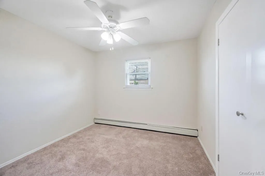 5 Linden Avenue, Oyster Bay, NY, 3 Bedrooms Bedrooms, 6 Rooms Rooms,1 BathroomBathrooms,Residential Lease,For Rent,Linden,0,1003383 5 Linden Avenue, Oyster Bay, NY, 3 Bedrooms Bedrooms, 6 Rooms Rooms,1 BathroomBathrooms,Residential Lease,For Rent,Linden,0,1003383