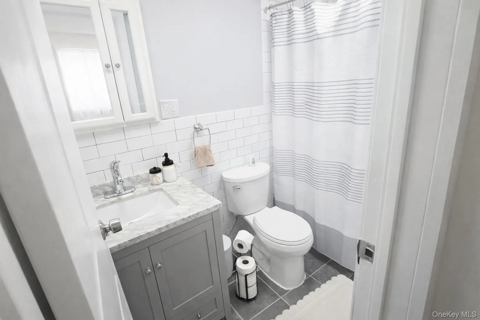 25 Alabama Street, Long Beach, NY, 4 Bedrooms Bedrooms, 8 Rooms Rooms,2 BathroomsBathrooms,Residential,For Rent,Alabama,0,1003384 25 Alabama Street, Long Beach, NY, 4 Bedrooms Bedrooms, 8 Rooms Rooms,2 BathroomsBathrooms,Residential,For Rent,Alabama,0,1003384