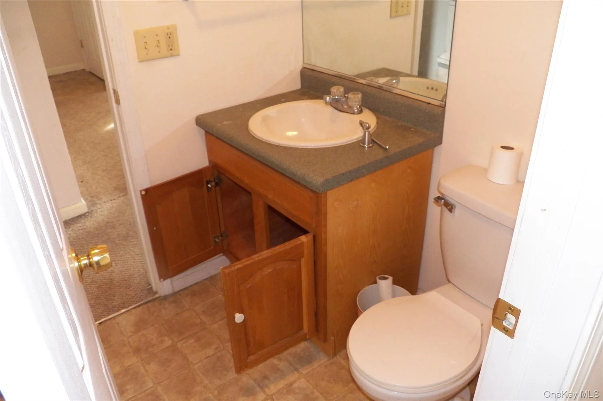54 Davos Point, Fallsburg, NY, 1 Bedroom Bedrooms, 3 Rooms Rooms,1 BathroomBathrooms,Residential Lease,For Rent,Davos,0,1003387 54 Davos Point, Fallsburg, NY, 1 Bedroom Bedrooms, 3 Rooms Rooms,1 BathroomBathrooms,Residential Lease,For Rent,Davos,0,1003387