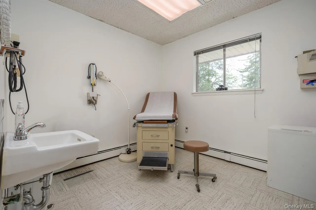 60 College Avenue, Clarkstown, NY, ,Commercial Lease,For Rent,College,0,1003397 60 College Avenue, Clarkstown, NY, ,Commercial Lease,For Rent,College,0,1003397