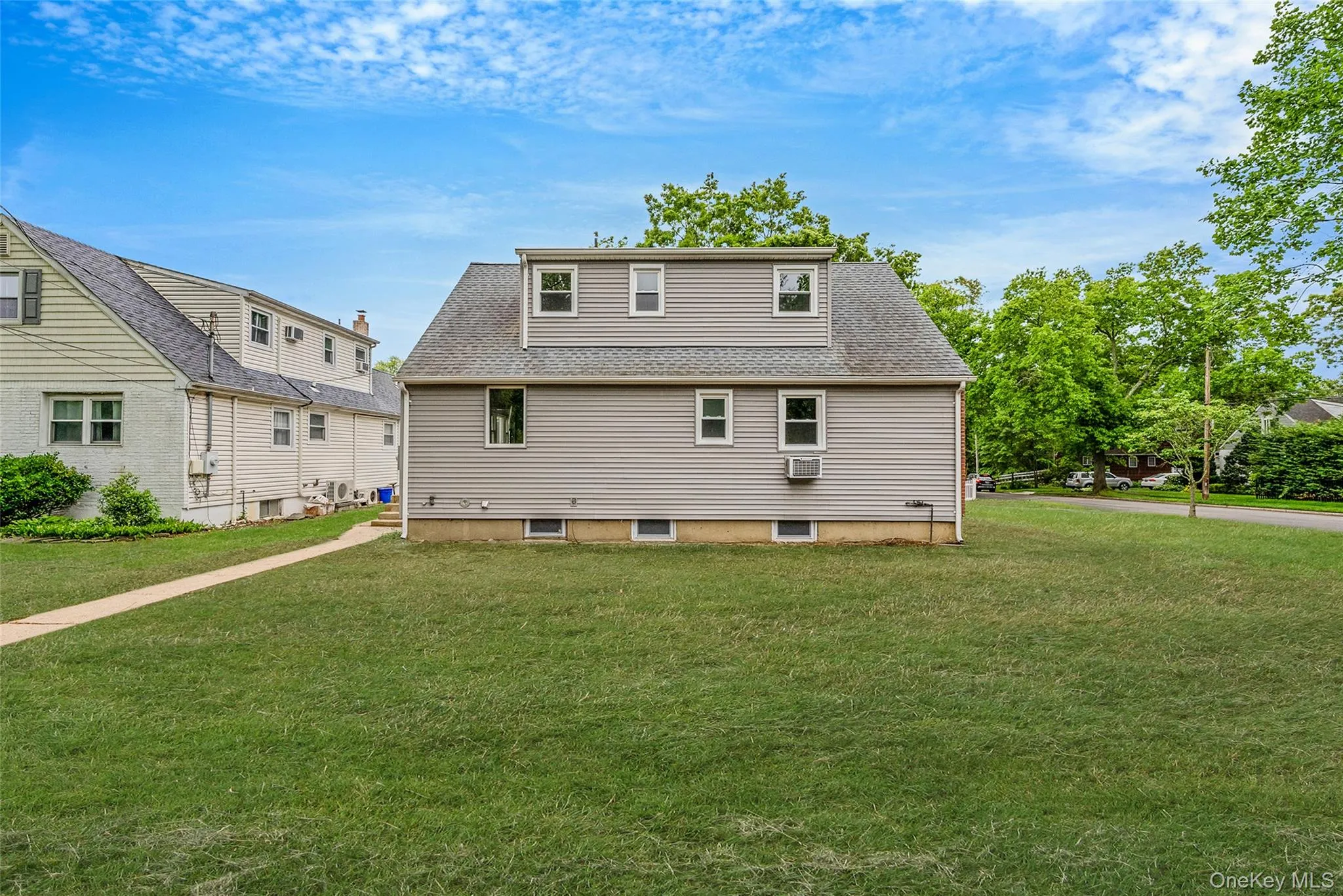 24 Russell Street, Babylon, NY, 4 Bedrooms Bedrooms, ,2 BathroomsBathrooms,Residential,For Rent,Russell,0,1003399 24 Russell Street, Babylon, NY, 4 Bedrooms Bedrooms, ,2 BathroomsBathrooms,Residential,For Rent,Russell,0,1003399