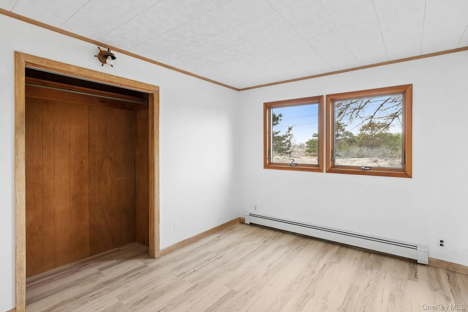 154 Shore Drive, East Hampton, NY, 3 Bedrooms Bedrooms, 6 Rooms Rooms,2 BathroomsBathrooms,Residential,For Rent,Shore,0,1003403 154 Shore Drive, East Hampton, NY, 3 Bedrooms Bedrooms, 6 Rooms Rooms,2 BathroomsBathrooms,Residential,For Rent,Shore,0,1003403
