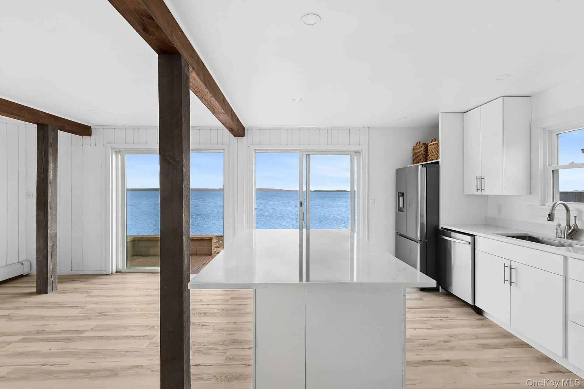 154 Shore Drive, East Hampton, NY, 3 Bedrooms Bedrooms, 6 Rooms Rooms,2 BathroomsBathrooms,Residential,For Rent,Shore,0,1003403 154 Shore Drive, East Hampton, NY, 3 Bedrooms Bedrooms, 6 Rooms Rooms,2 BathroomsBathrooms,Residential,For Rent,Shore,0,1003403