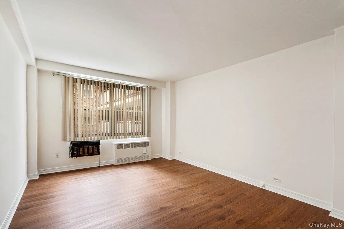 61-15 97 Street, New York, NY, 1 Bedroom Bedrooms, 5 Rooms Rooms,1 BathroomBathrooms,Residential,For Rent,97,0,1003405 61-15 97 Street, New York, NY, 1 Bedroom Bedrooms, 5 Rooms Rooms,1 BathroomBathrooms,Residential,For Rent,97,0,1003405