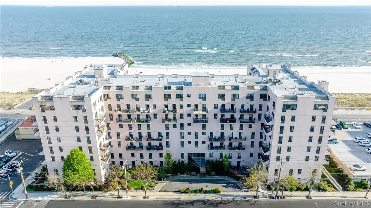 100 Broadway, Long Beach, NY, 2 Bedrooms Bedrooms, 4 Rooms Rooms,2 BathroomsBathrooms,Residential Lease,For Rent,Broadway,0,1003406 100 Broadway, Long Beach, NY, 2 Bedrooms Bedrooms, 4 Rooms Rooms,2 BathroomsBathrooms,Residential Lease,For Rent,Broadway,0,1003406