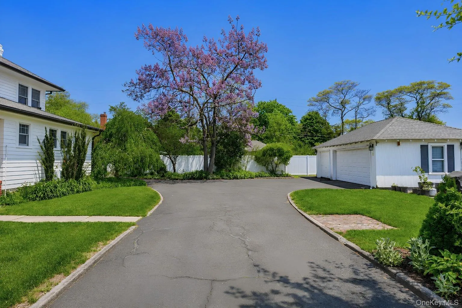 119 Hubbard Avenue, Riverhead, NY, 4 Bedrooms Bedrooms, 12 Rooms Rooms,3 BathroomsBathrooms,Residential,For Rent,Hubbard,0,1003409 119 Hubbard Avenue, Riverhead, NY, 4 Bedrooms Bedrooms, 12 Rooms Rooms,3 BathroomsBathrooms,Residential,For Rent,Hubbard,0,1003409