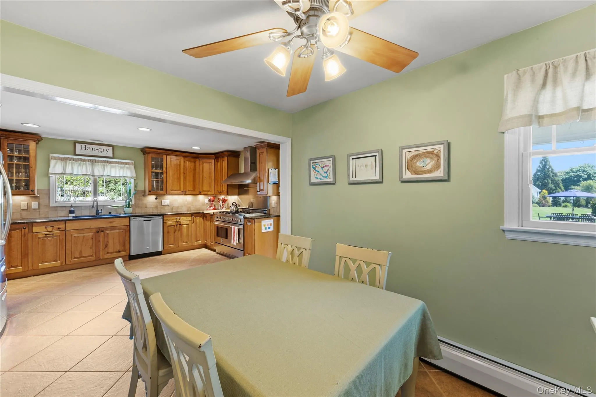 119 Hubbard Avenue, Riverhead, NY, 4 Bedrooms Bedrooms, 12 Rooms Rooms,3 BathroomsBathrooms,Residential,For Rent,Hubbard,0,1003409 119 Hubbard Avenue, Riverhead, NY, 4 Bedrooms Bedrooms, 12 Rooms Rooms,3 BathroomsBathrooms,Residential,For Rent,Hubbard,0,1003409