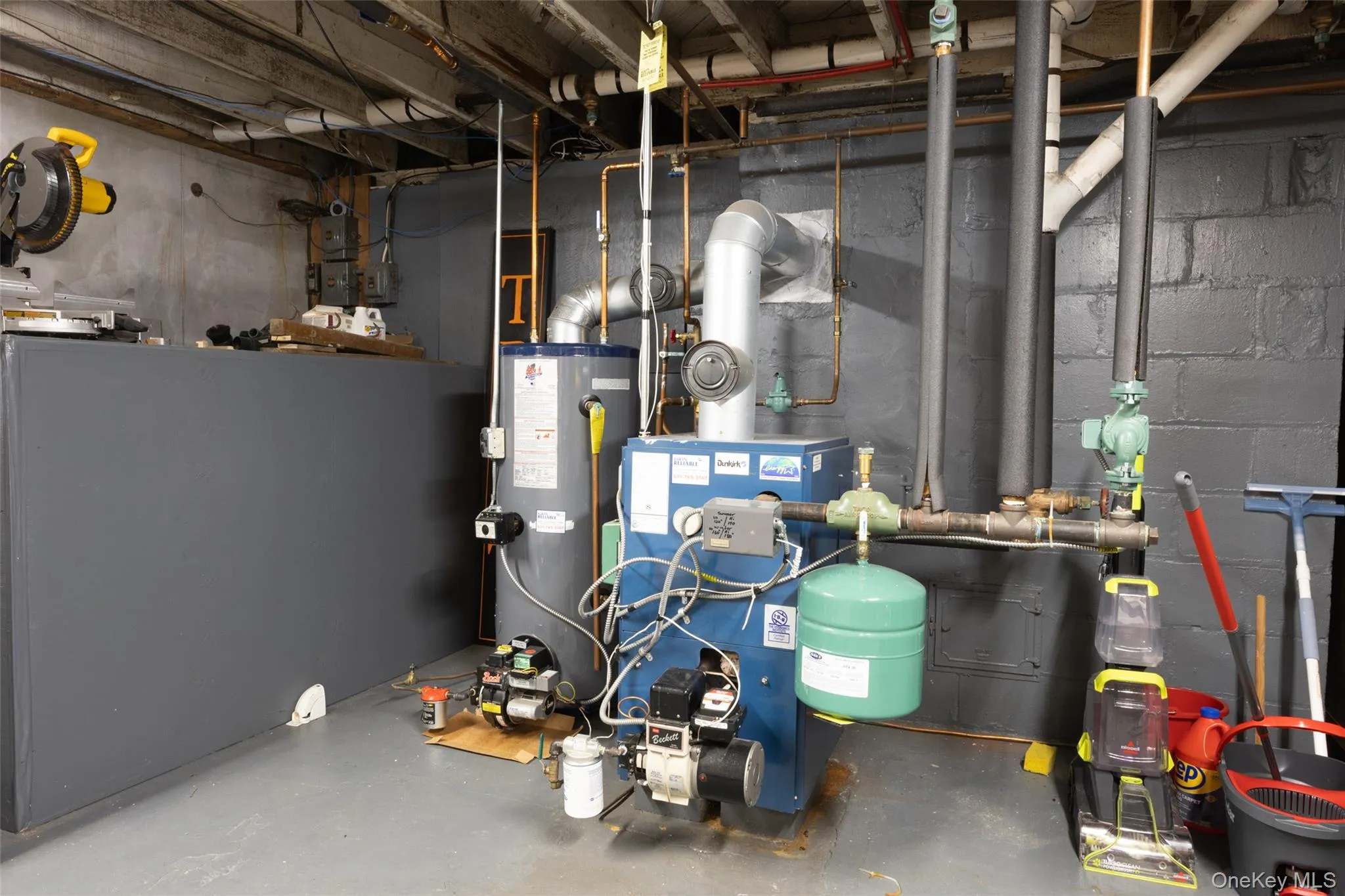 119 Hubbard Avenue, Riverhead, NY, 4 Bedrooms Bedrooms, 12 Rooms Rooms,3 BathroomsBathrooms,Residential,For Rent,Hubbard,0,1003409 119 Hubbard Avenue, Riverhead, NY, 4 Bedrooms Bedrooms, 12 Rooms Rooms,3 BathroomsBathrooms,Residential,For Rent,Hubbard,0,1003409