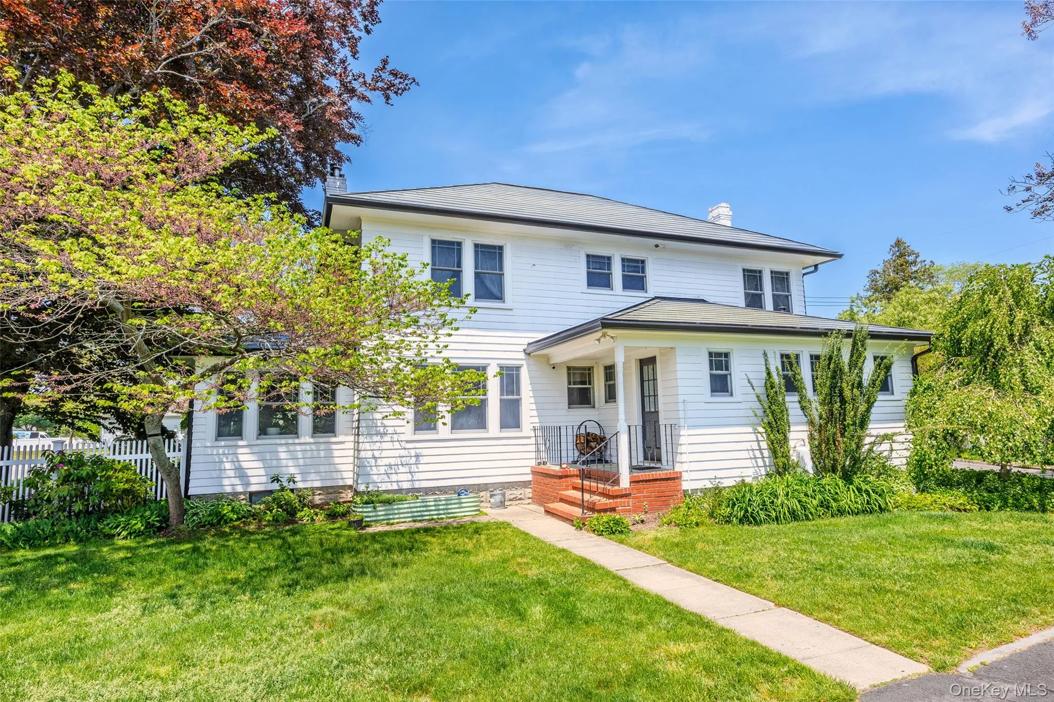 119 Hubbard Avenue, Riverhead, NY, 4 Bedrooms Bedrooms, 12 Rooms Rooms,3 BathroomsBathrooms,Residential,For Rent,Hubbard,0,1003409 119 Hubbard Avenue, Riverhead, NY, 4 Bedrooms Bedrooms, 12 Rooms Rooms,3 BathroomsBathrooms,Residential,For Rent,Hubbard,0,1003409