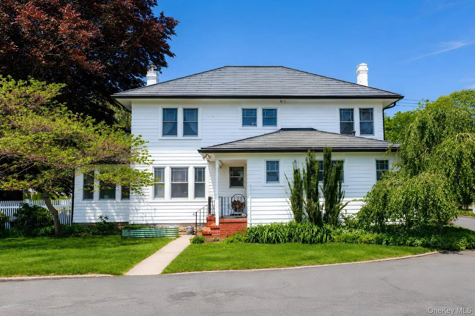119 Hubbard Avenue, Riverhead, NY, 4 Bedrooms Bedrooms, 12 Rooms Rooms,3 BathroomsBathrooms,Residential,For Rent,Hubbard,0,1003409 119 Hubbard Avenue, Riverhead, NY, 4 Bedrooms Bedrooms, 12 Rooms Rooms,3 BathroomsBathrooms,Residential,For Rent,Hubbard,0,1003409