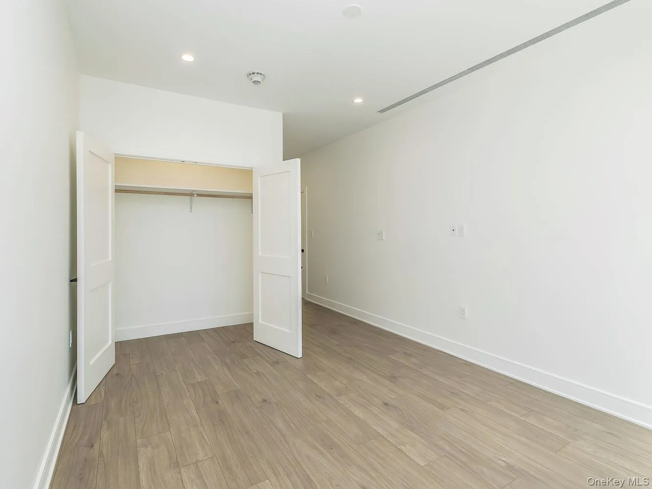 24 Lumber Road, North Hempstead, NY, 2 Bedrooms Bedrooms, 6 Rooms Rooms,2 BathroomsBathrooms,Residential Lease,For Rent,Lumber,0,1003418 24 Lumber Road, North Hempstead, NY, 2 Bedrooms Bedrooms, 6 Rooms Rooms,2 BathroomsBathrooms,Residential Lease,For Rent,Lumber,0,1003418