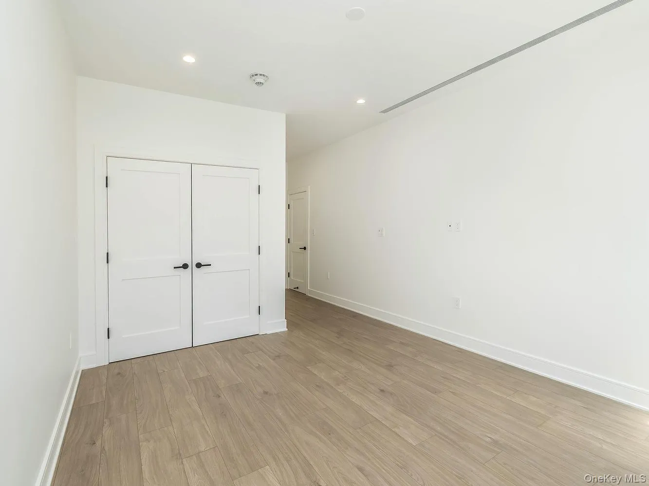 24 Lumber Road, North Hempstead, NY, 2 Bedrooms Bedrooms, 6 Rooms Rooms,2 BathroomsBathrooms,Residential Lease,For Rent,Lumber,0,1003418 24 Lumber Road, North Hempstead, NY, 2 Bedrooms Bedrooms, 6 Rooms Rooms,2 BathroomsBathrooms,Residential Lease,For Rent,Lumber,0,1003418