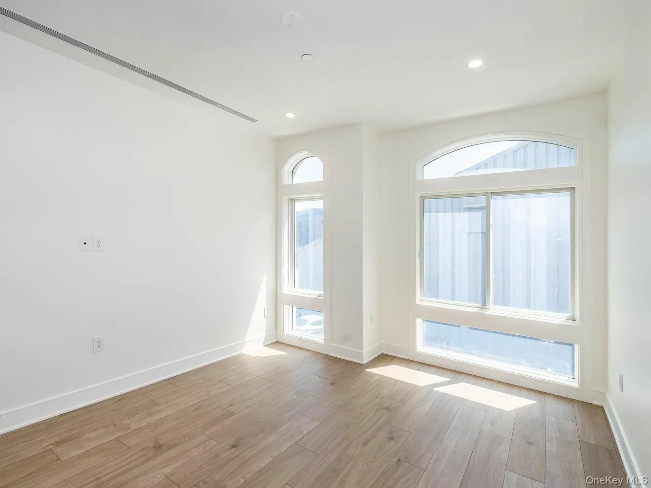 24 Lumber Road, North Hempstead, NY, 2 Bedrooms Bedrooms, 6 Rooms Rooms,2 BathroomsBathrooms,Residential Lease,For Rent,Lumber,0,1003418 24 Lumber Road, North Hempstead, NY, 2 Bedrooms Bedrooms, 6 Rooms Rooms,2 BathroomsBathrooms,Residential Lease,For Rent,Lumber,0,1003418