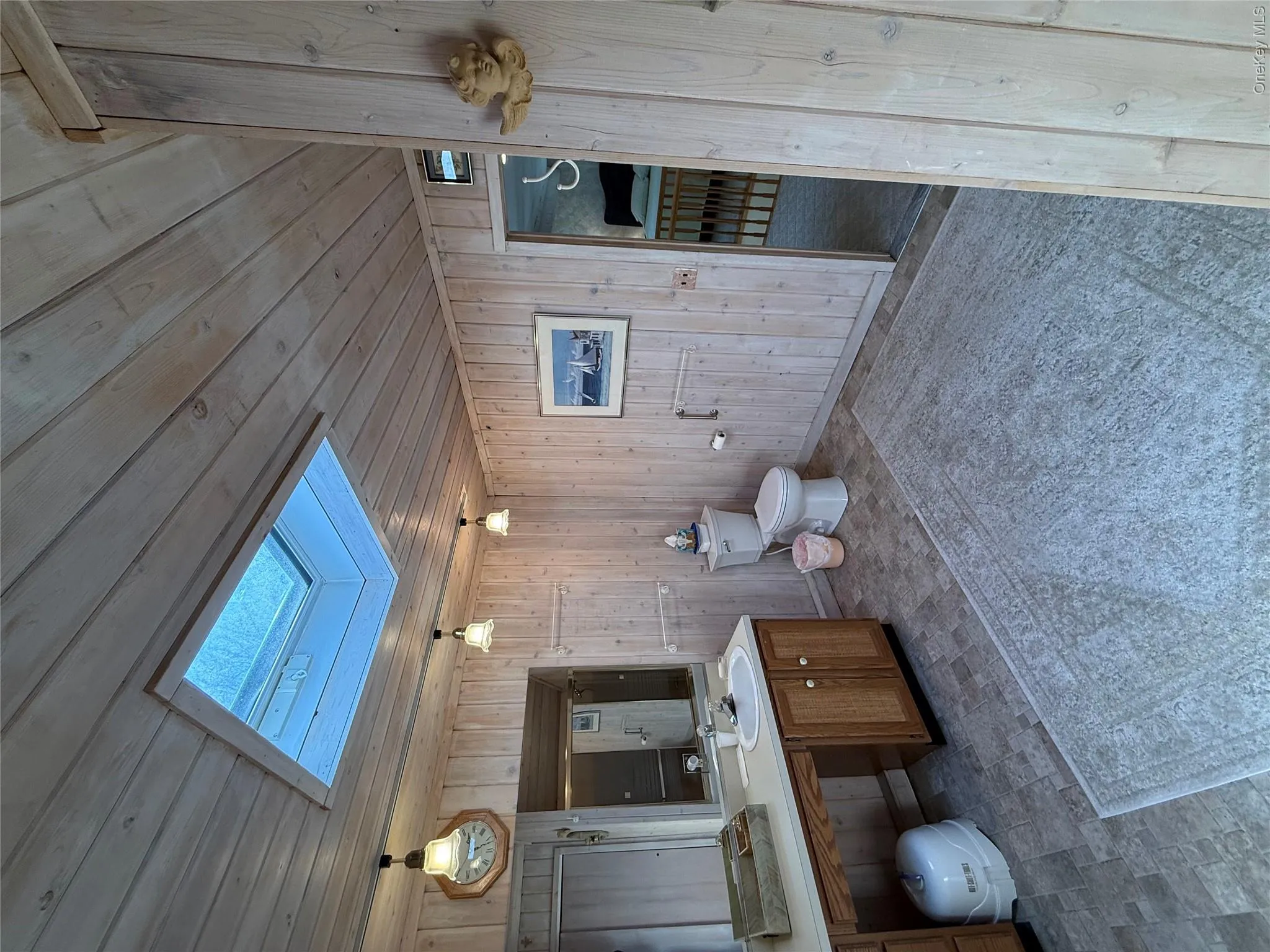 En Suite Bathroom Primary Bedroom En Suite Bathroom Primary Bedroom