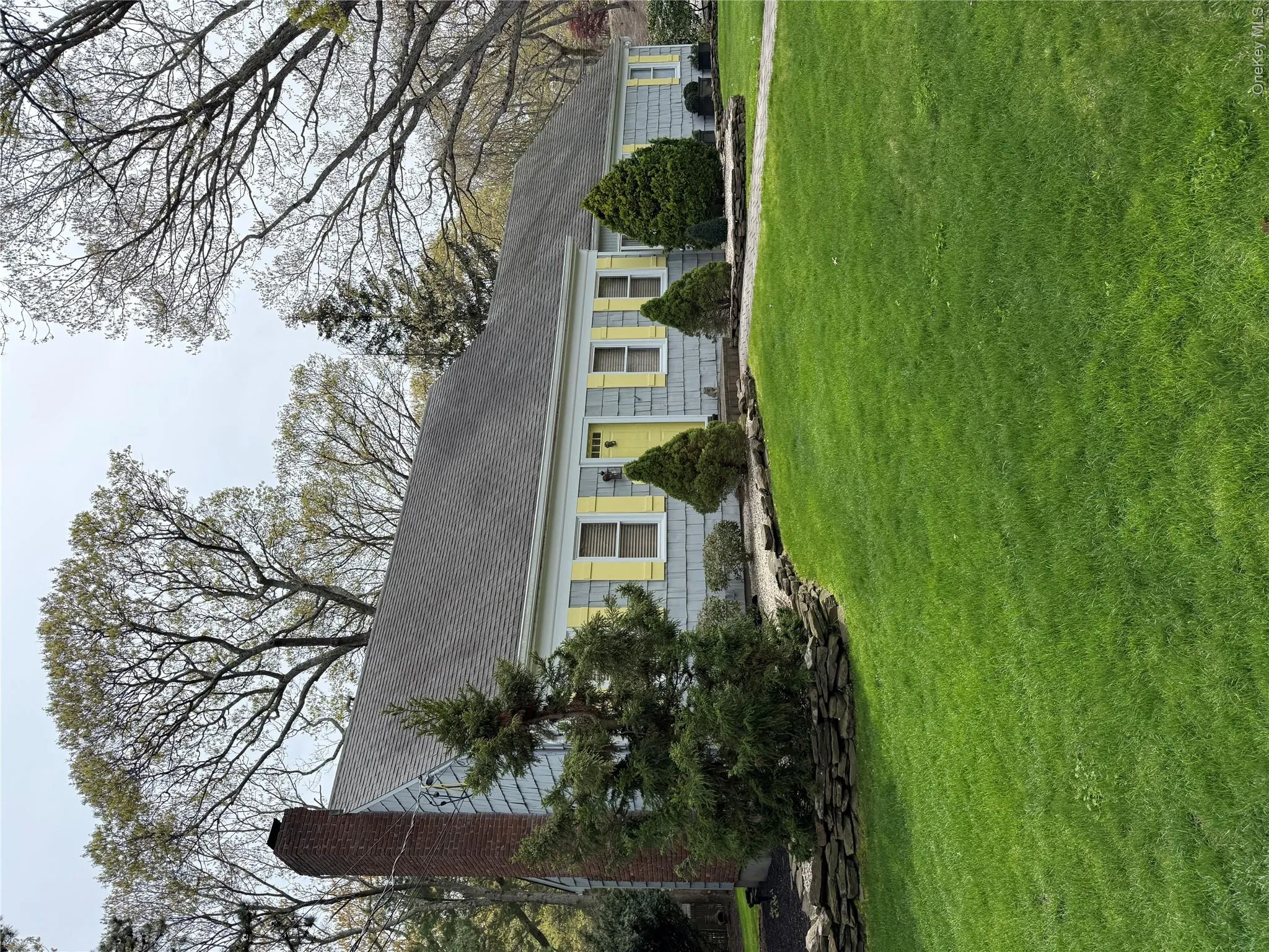 Front Lawn Area Front Lawn Area