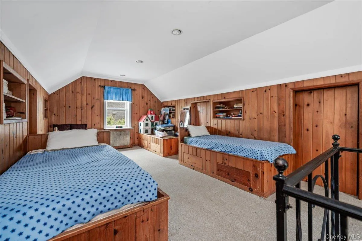 11 De Mott Avenue, Hempstead, NY, 3 Bedrooms Bedrooms, 8 Rooms Rooms,2 BathroomsBathrooms,Residential,For Rent,De Mott,0,1003423 11 De Mott Avenue, Hempstead, NY, 3 Bedrooms Bedrooms, 8 Rooms Rooms,2 BathroomsBathrooms,Residential,For Rent,De Mott,0,1003423