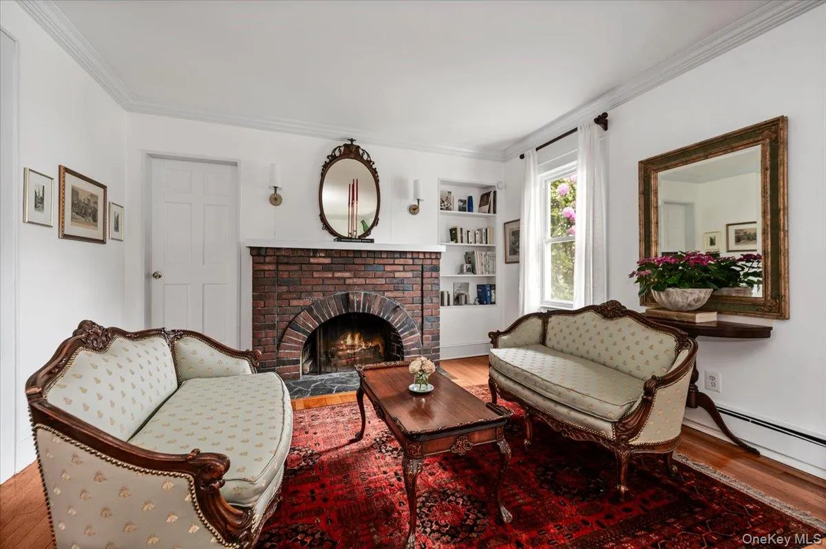 11 De Mott Avenue, Hempstead, NY, 3 Bedrooms Bedrooms, 8 Rooms Rooms,2 BathroomsBathrooms,Residential,For Rent,De Mott,0,1003423 11 De Mott Avenue, Hempstead, NY, 3 Bedrooms Bedrooms, 8 Rooms Rooms,2 BathroomsBathrooms,Residential,For Rent,De Mott,0,1003423
