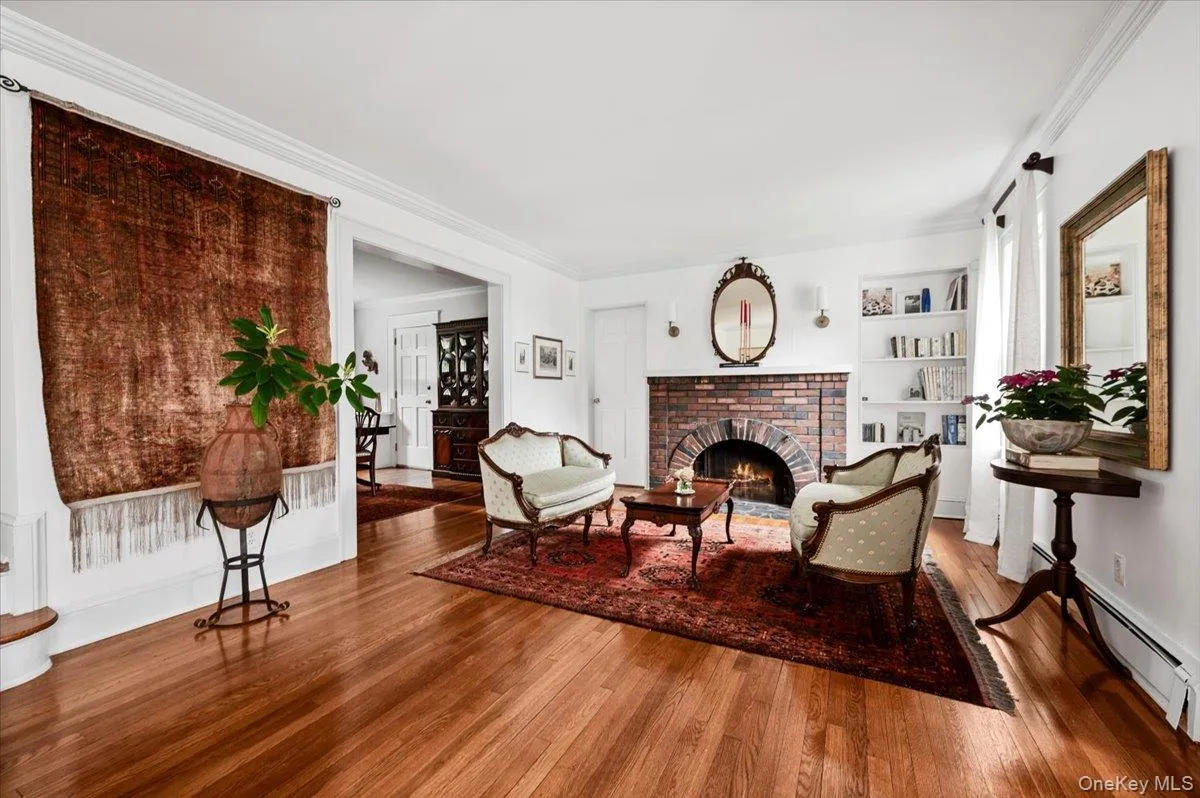11 De Mott Avenue, Hempstead, NY, 3 Bedrooms Bedrooms, 8 Rooms Rooms,2 BathroomsBathrooms,Residential,For Rent,De Mott,0,1003423 11 De Mott Avenue, Hempstead, NY, 3 Bedrooms Bedrooms, 8 Rooms Rooms,2 BathroomsBathrooms,Residential,For Rent,De Mott,0,1003423