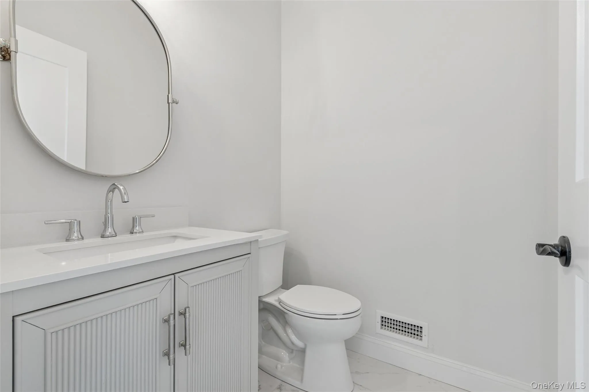 0 Hedda Road, Brookhaven, NY, 5 Bedrooms Bedrooms, 11 Rooms Rooms,2 BathroomsBathrooms,Residential,For Rent,Hedda,0,1003425 0 Hedda Road, Brookhaven, NY, 5 Bedrooms Bedrooms, 11 Rooms Rooms,2 BathroomsBathrooms,Residential,For Rent,Hedda,0,1003425