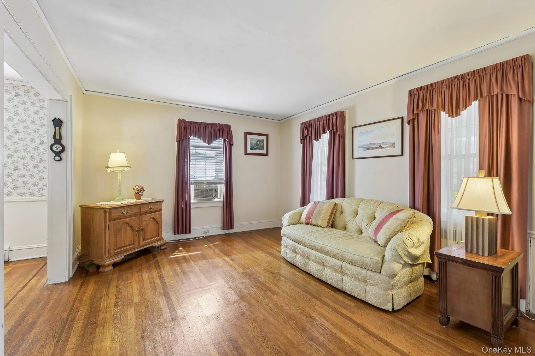 207 Forest Avenue, Hempstead, NY, 3 Bedrooms Bedrooms, 7 Rooms Rooms,2 BathroomsBathrooms,Residential,For Rent,Forest,0,1003430 207 Forest Avenue, Hempstead, NY, 3 Bedrooms Bedrooms, 7 Rooms Rooms,2 BathroomsBathrooms,Residential,For Rent,Forest,0,1003430