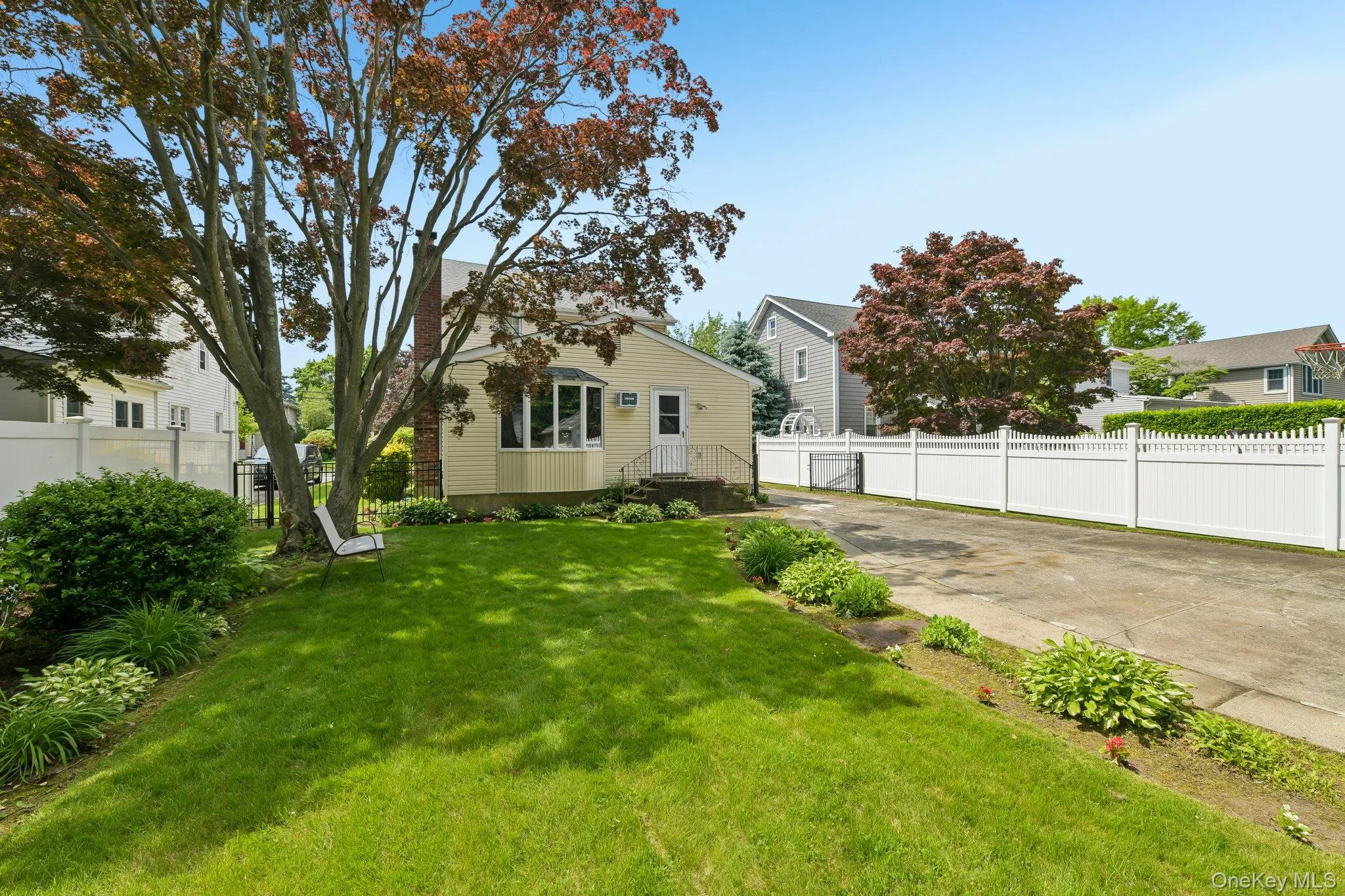 207 Forest Avenue, Hempstead, NY, 3 Bedrooms Bedrooms, 7 Rooms Rooms,2 BathroomsBathrooms,Residential,For Rent,Forest,0,1003430 207 Forest Avenue, Hempstead, NY, 3 Bedrooms Bedrooms, 7 Rooms Rooms,2 BathroomsBathrooms,Residential,For Rent,Forest,0,1003430