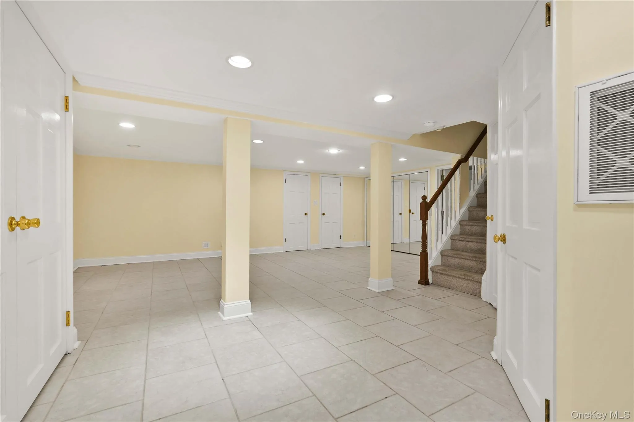 21405 53rd Avenue, New York, NY, 4 Bedrooms Bedrooms, 10 Rooms Rooms,4 BathroomsBathrooms,Residential,For Rent,53rd,0,1003436 21405 53rd Avenue, New York, NY, 4 Bedrooms Bedrooms, 10 Rooms Rooms,4 BathroomsBathrooms,Residential,For Rent,53rd,0,1003436