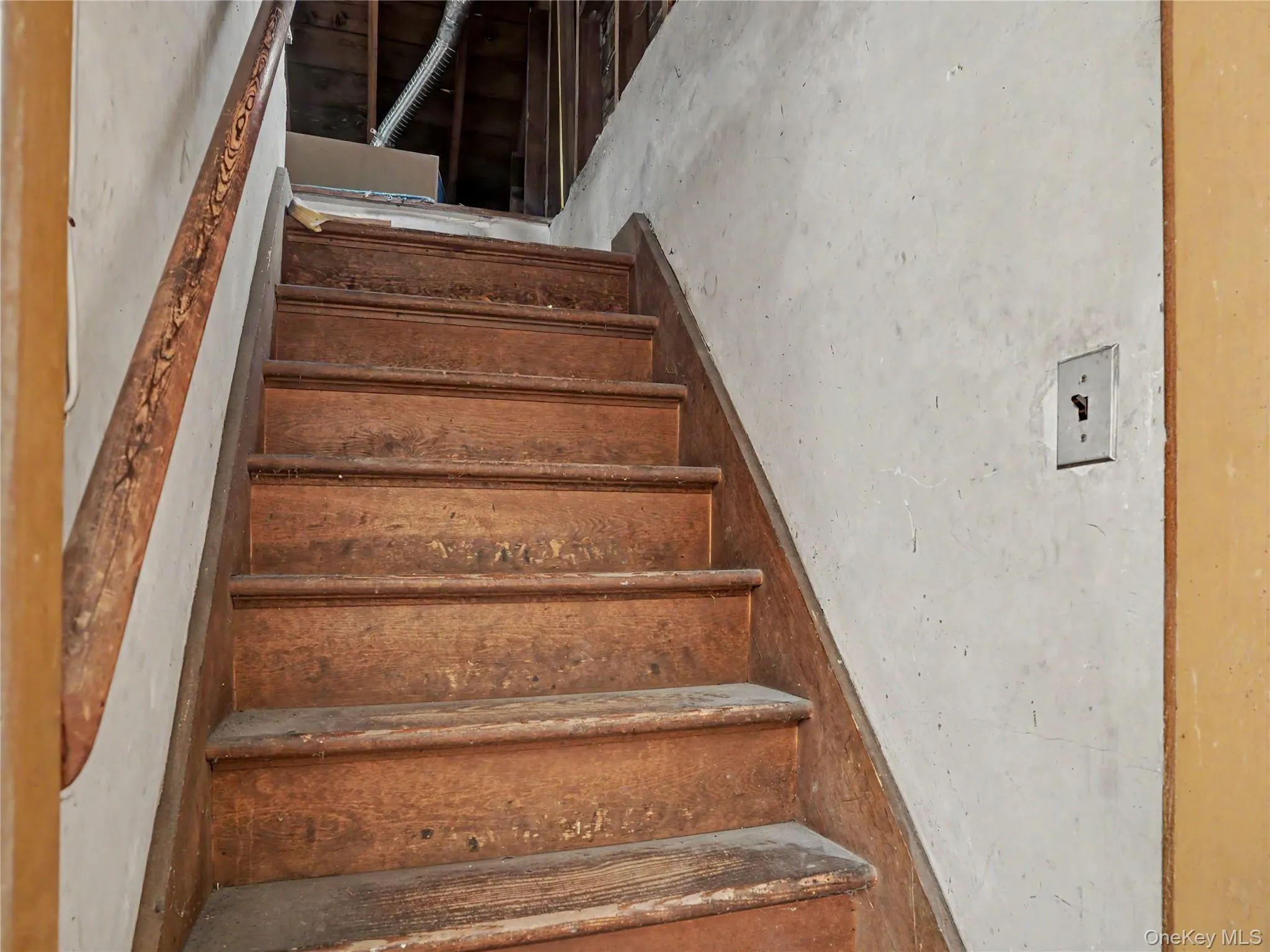 7 Huntwood Place, Mount Vernon, NY, 3 Bedrooms Bedrooms, 14 Rooms Rooms,3 BathroomsBathrooms,Residential,For Rent,Huntwood,0,KEY1003437 7 Huntwood Place, Mount Vernon, NY, 3 Bedrooms Bedrooms, 14 Rooms Rooms,3 BathroomsBathrooms,Residential,For Rent,Huntwood,0,KEY1003437