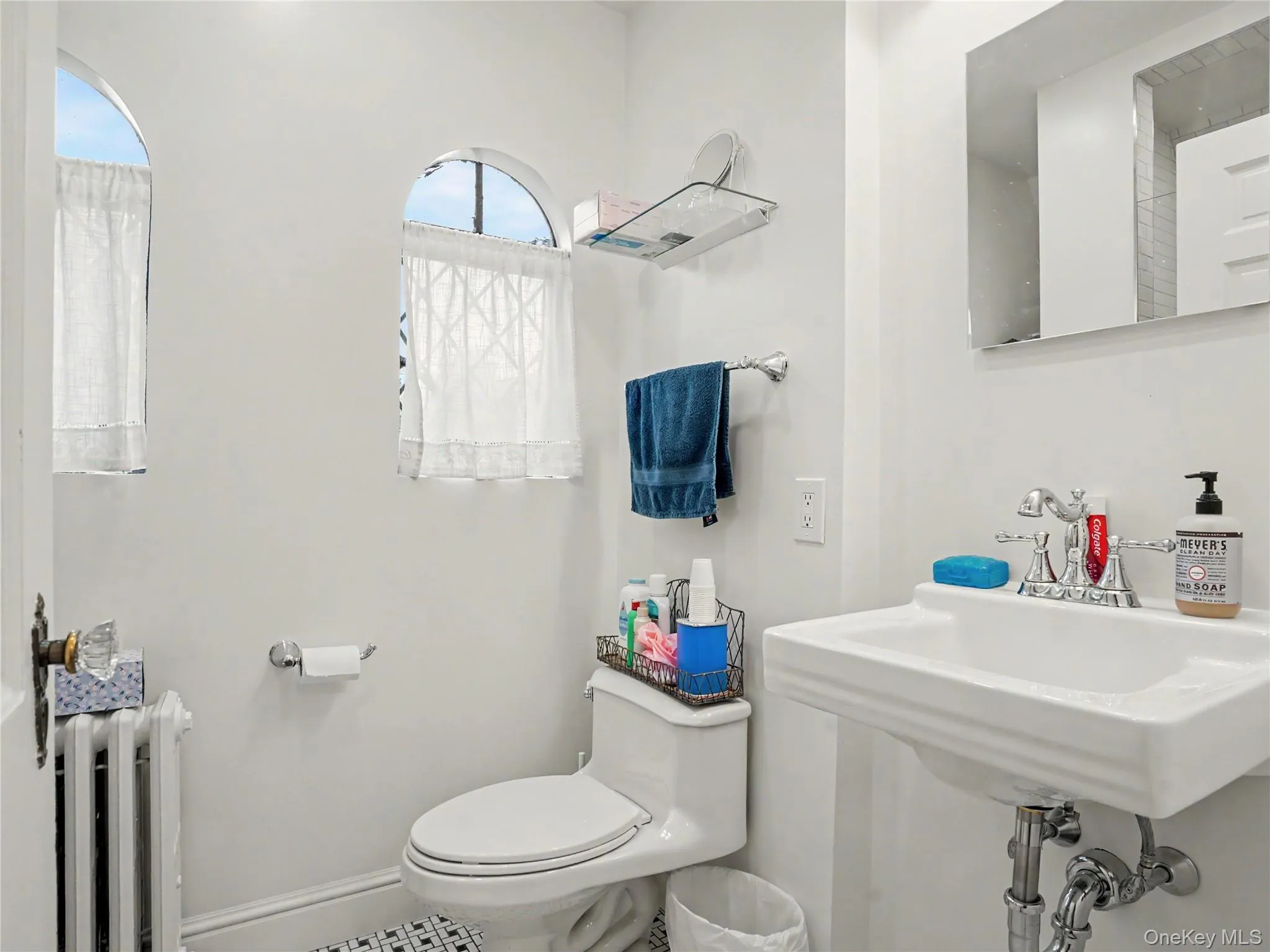 7 Huntwood Place, Mount Vernon, NY, 3 Bedrooms Bedrooms, 14 Rooms Rooms,3 BathroomsBathrooms,Residential,For Rent,Huntwood,0,KEY1003437 7 Huntwood Place, Mount Vernon, NY, 3 Bedrooms Bedrooms, 14 Rooms Rooms,3 BathroomsBathrooms,Residential,For Rent,Huntwood,0,KEY1003437