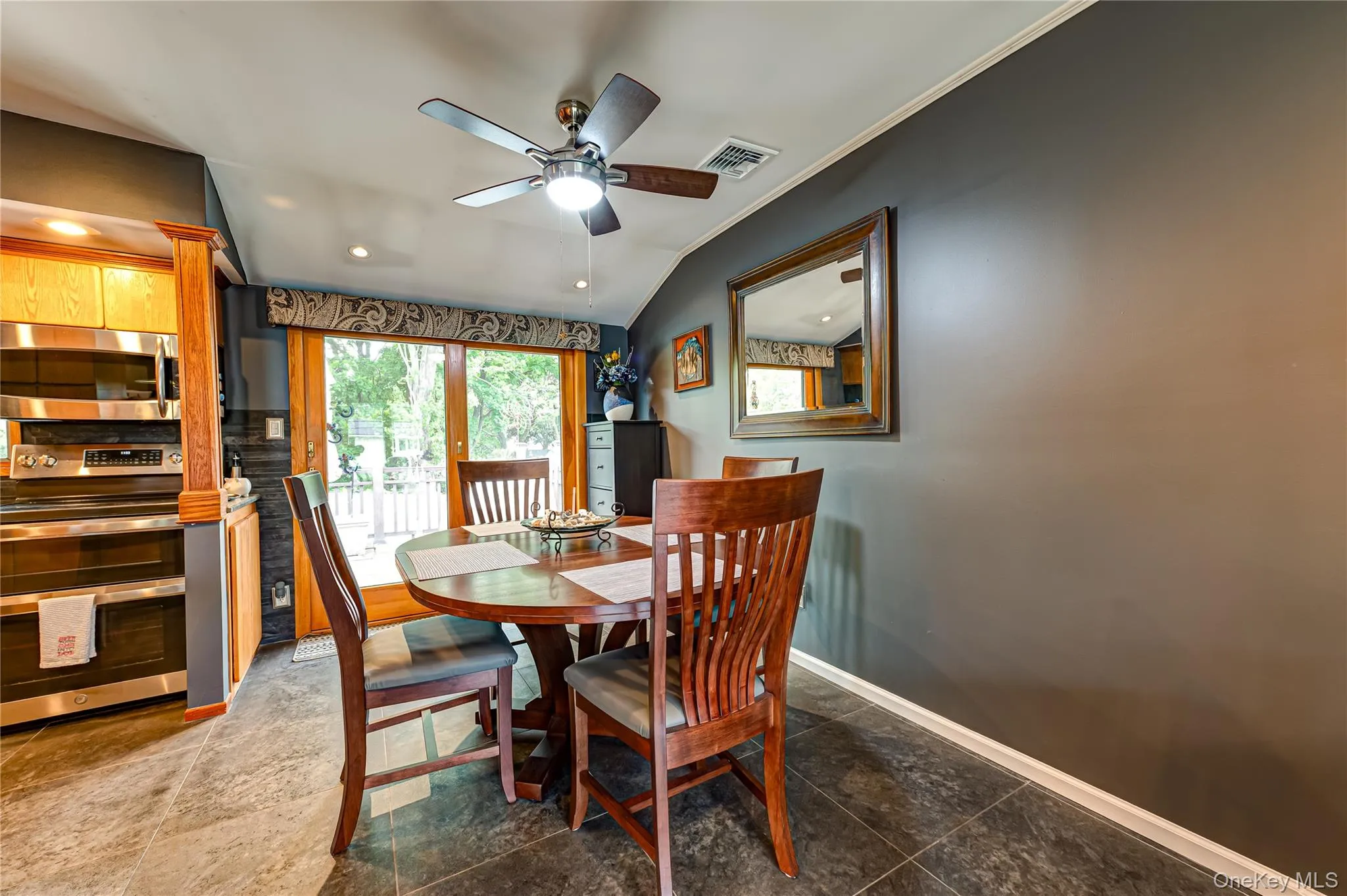 1603 Lad Avenue, Brookhaven, NY, 3 Bedrooms Bedrooms, 7 Rooms Rooms,2 BathroomsBathrooms,Residential,For Rent,Lad,0,1003438 1603 Lad Avenue, Brookhaven, NY, 3 Bedrooms Bedrooms, 7 Rooms Rooms,2 BathroomsBathrooms,Residential,For Rent,Lad,0,1003438