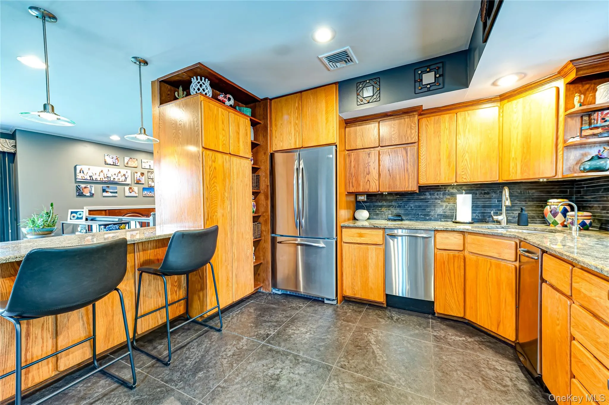 1603 Lad Avenue, Brookhaven, NY, 3 Bedrooms Bedrooms, 7 Rooms Rooms,2 BathroomsBathrooms,Residential,For Rent,Lad,0,1003438 1603 Lad Avenue, Brookhaven, NY, 3 Bedrooms Bedrooms, 7 Rooms Rooms,2 BathroomsBathrooms,Residential,For Rent,Lad,0,1003438