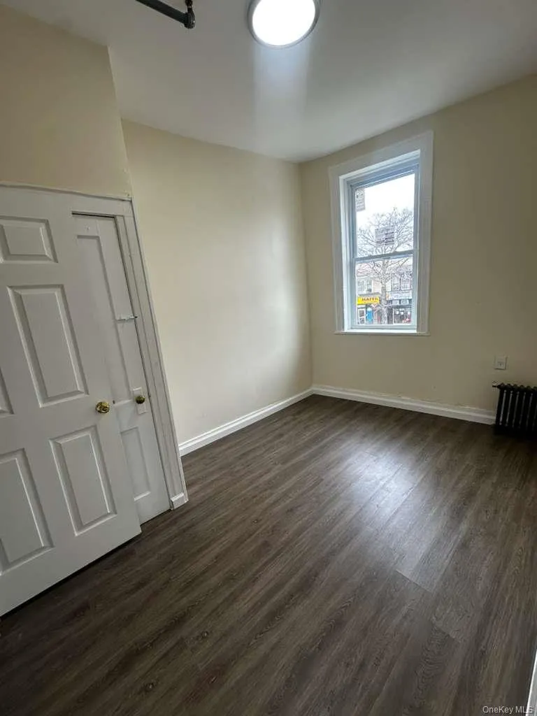 21226 Jamaica Avenue, New York, NY, 1 Bedroom Bedrooms, 3 Rooms Rooms,1 BathroomBathrooms,Residential Lease,For Rent,Jamaica,0,1003439 21226 Jamaica Avenue, New York, NY, 1 Bedroom Bedrooms, 3 Rooms Rooms,1 BathroomBathrooms,Residential Lease,For Rent,Jamaica,0,1003439