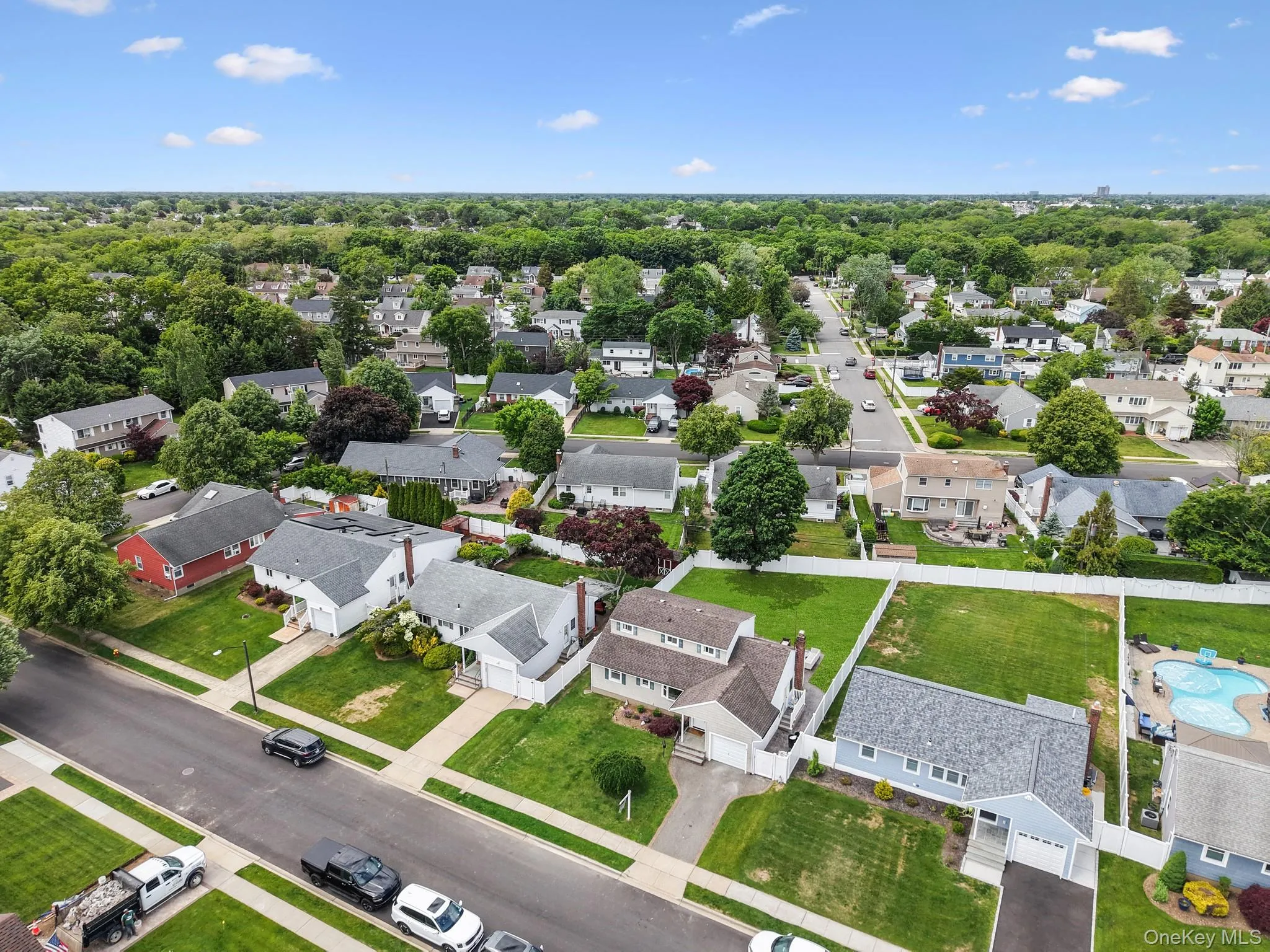 22 Scholl Drive, Oyster Bay, NY, 4 Bedrooms Bedrooms, 8 Rooms Rooms,2 BathroomsBathrooms,Residential,For Rent,Scholl,0,1003440 22 Scholl Drive, Oyster Bay, NY, 4 Bedrooms Bedrooms, 8 Rooms Rooms,2 BathroomsBathrooms,Residential,For Rent,Scholl,0,1003440