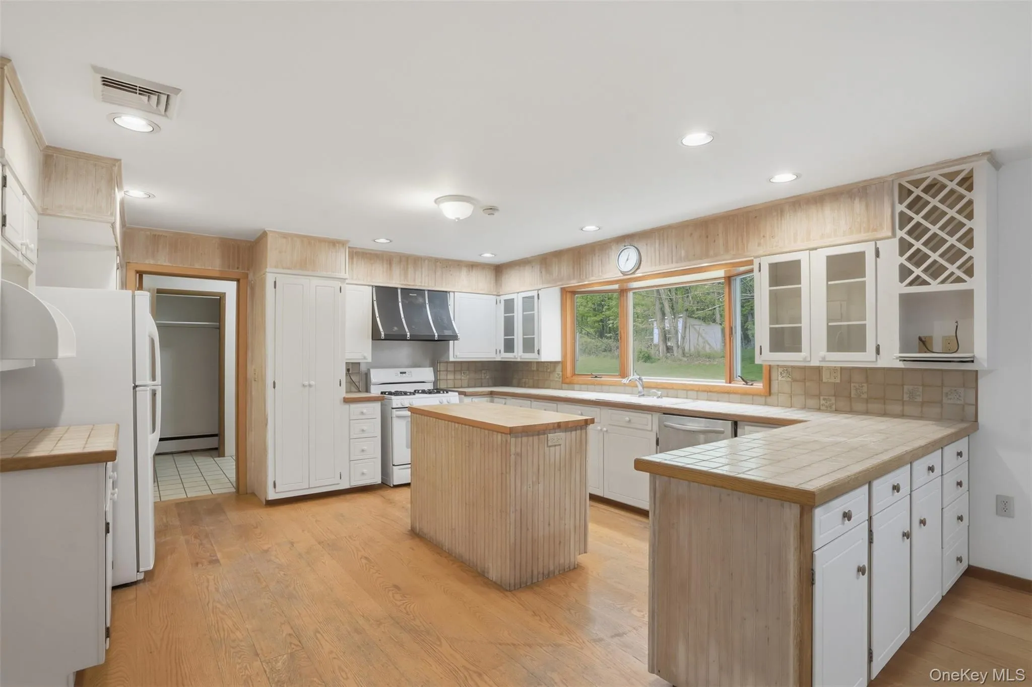 435 Samsonville Road, Rochester, NY, 3 Bedrooms Bedrooms, 2 Rooms Rooms,2 BathroomsBathrooms,Residential,For Rent,Samsonville,0,1003443 435 Samsonville Road, Rochester, NY, 3 Bedrooms Bedrooms, 2 Rooms Rooms,2 BathroomsBathrooms,Residential,For Rent,Samsonville,0,1003443