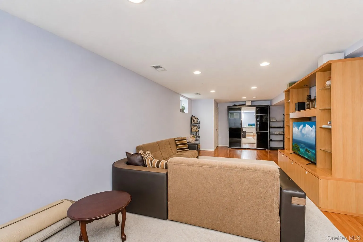 34 Putters Ct, New York, NY, 4 Bedrooms Bedrooms, 8 Rooms Rooms,3 BathroomsBathrooms,Residential,For Rent,Putters Ct,0,1003451 34 Putters Ct, New York, NY, 4 Bedrooms Bedrooms, 8 Rooms Rooms,3 BathroomsBathrooms,Residential,For Rent,Putters Ct,0,1003451