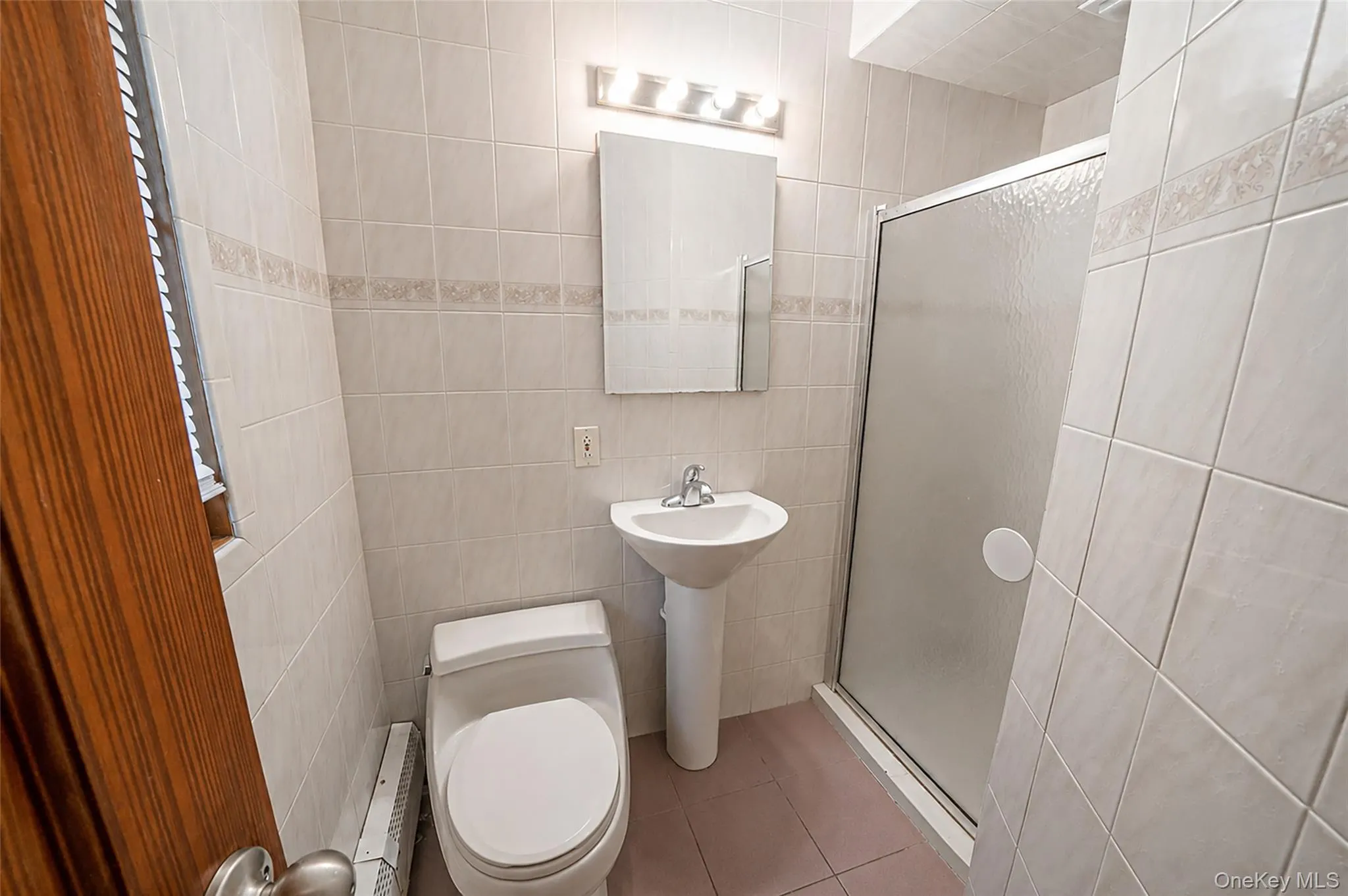 190 Lake Drive, Babylon, NY, 3 Bedrooms Bedrooms, 9 Rooms Rooms,2 BathroomsBathrooms,Residential,For Rent,Lake,0,1003453 190 Lake Drive, Babylon, NY, 3 Bedrooms Bedrooms, 9 Rooms Rooms,2 BathroomsBathrooms,Residential,For Rent,Lake,0,1003453