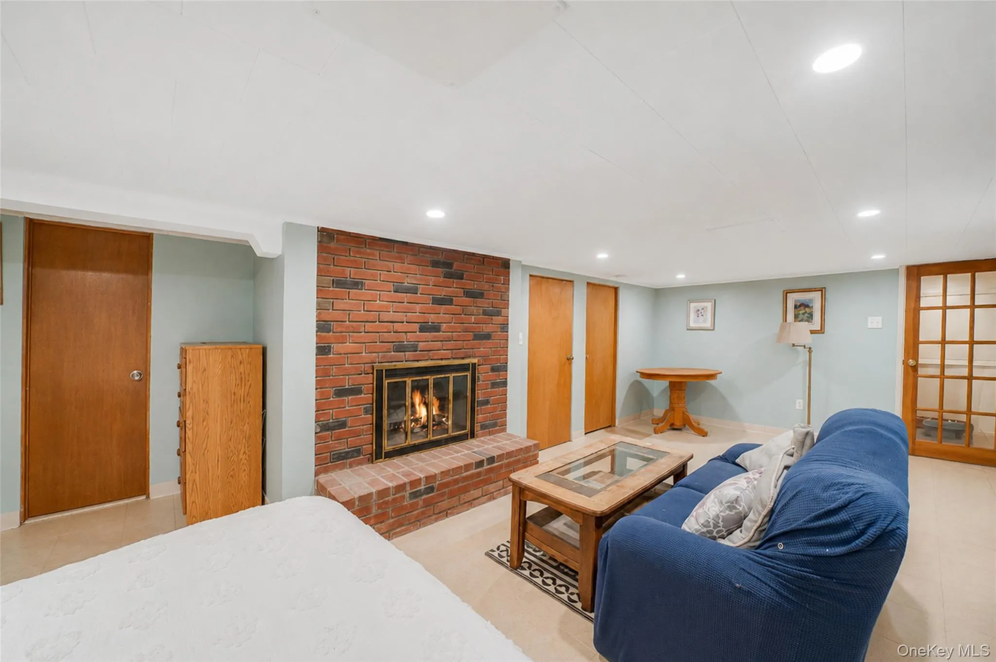 190 Lake Drive, Babylon, NY, 3 Bedrooms Bedrooms, 9 Rooms Rooms,2 BathroomsBathrooms,Residential,For Rent,Lake,0,1003453 190 Lake Drive, Babylon, NY, 3 Bedrooms Bedrooms, 9 Rooms Rooms,2 BathroomsBathrooms,Residential,For Rent,Lake,0,1003453