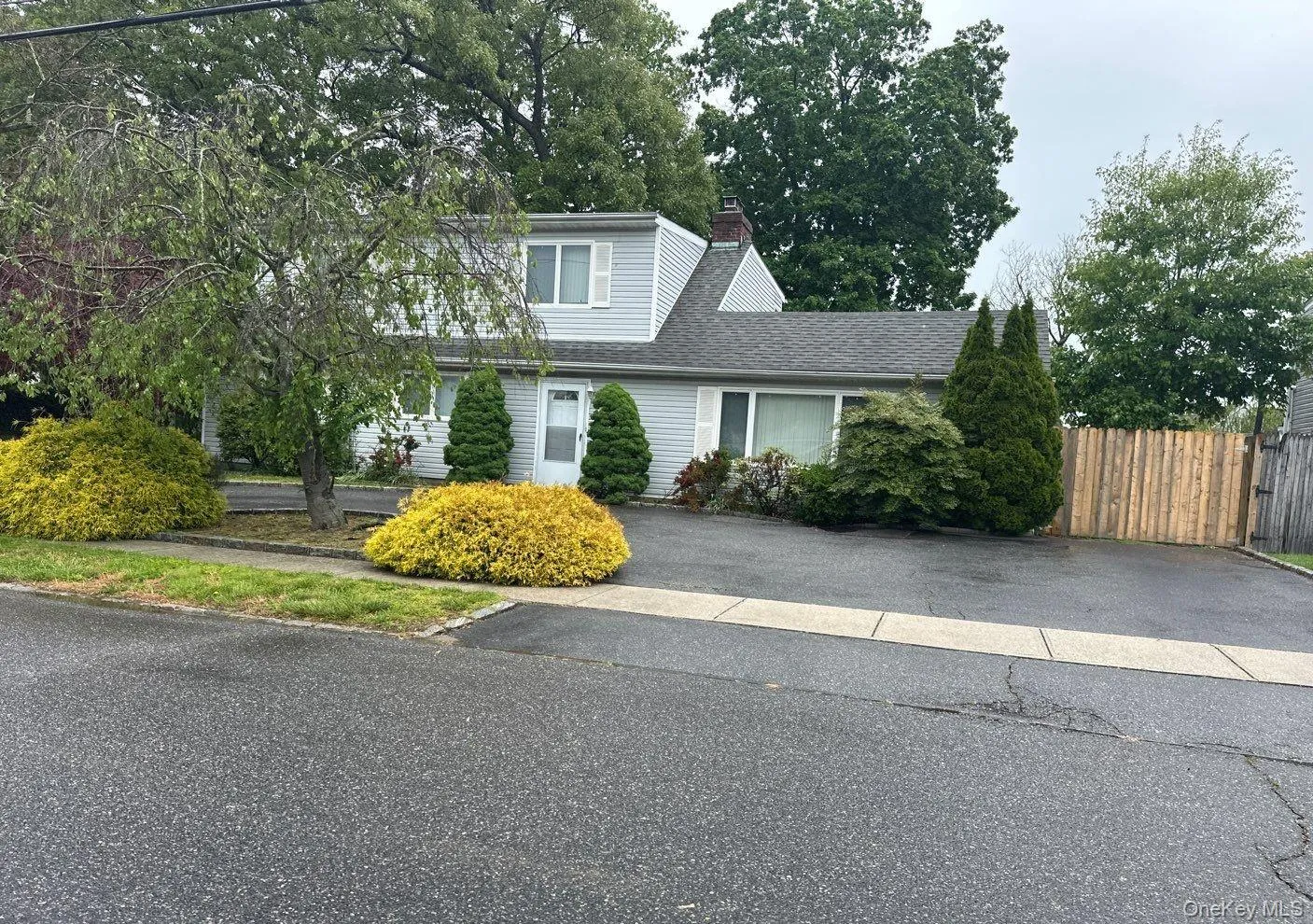 22 William Street, Babylon, NY, 4 Bedrooms Bedrooms, 8 Rooms Rooms,2 BathroomsBathrooms,Residential Sale,For Rent,William,0,1003454 22 William Street, Babylon, NY, 4 Bedrooms Bedrooms, 8 Rooms Rooms,2 BathroomsBathrooms,Residential Sale,For Rent,William,0,1003454