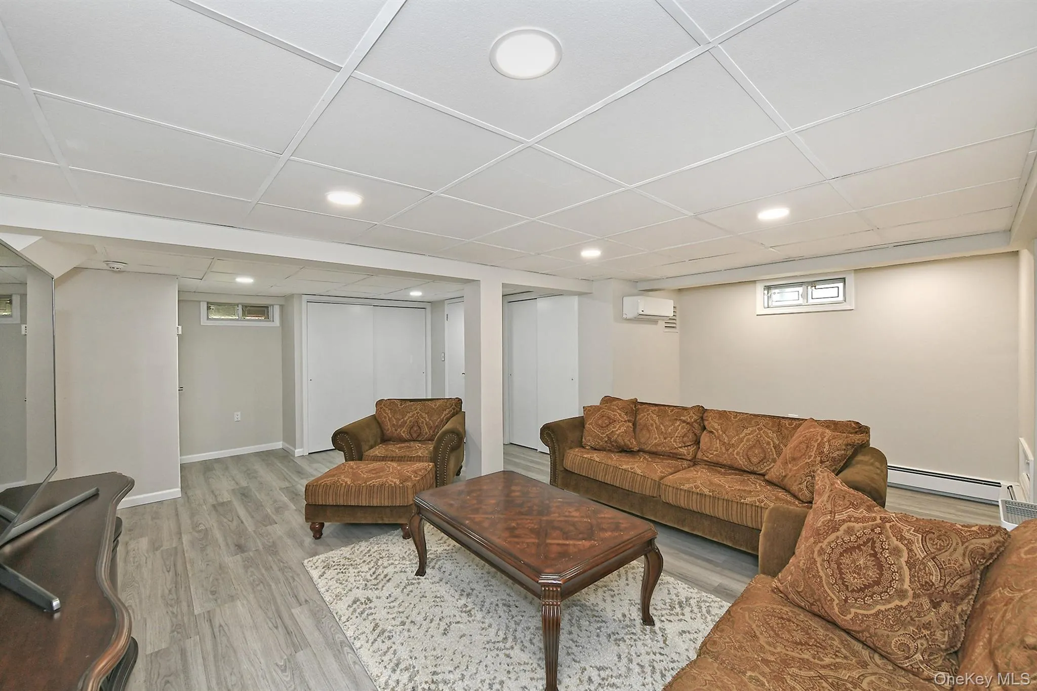 36 Lane Avenue, Oyster Bay, NY, 4 Bedrooms Bedrooms, 9 Rooms Rooms,2 BathroomsBathrooms,Residential,For Rent,Lane,0,1003459 36 Lane Avenue, Oyster Bay, NY, 4 Bedrooms Bedrooms, 9 Rooms Rooms,2 BathroomsBathrooms,Residential,For Rent,Lane,0,1003459