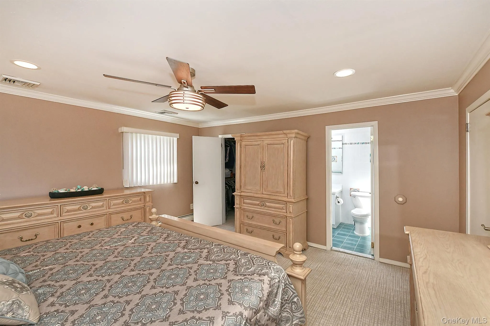 36 Lane Avenue, Oyster Bay, NY, 4 Bedrooms Bedrooms, 9 Rooms Rooms,2 BathroomsBathrooms,Residential,For Rent,Lane,0,1003459 36 Lane Avenue, Oyster Bay, NY, 4 Bedrooms Bedrooms, 9 Rooms Rooms,2 BathroomsBathrooms,Residential,For Rent,Lane,0,1003459